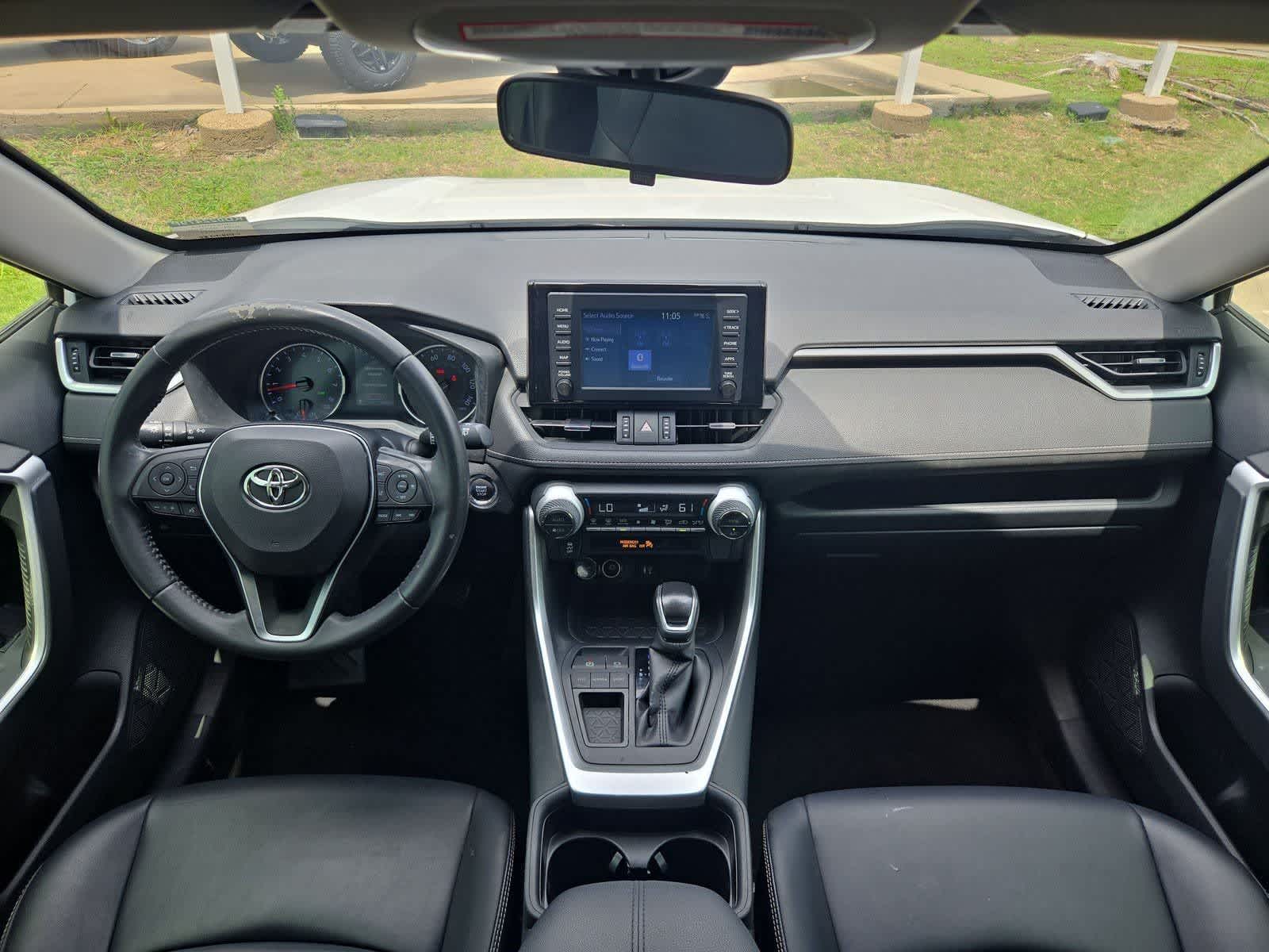 Thumbnail: 2019 Toyota RAV4 - 13