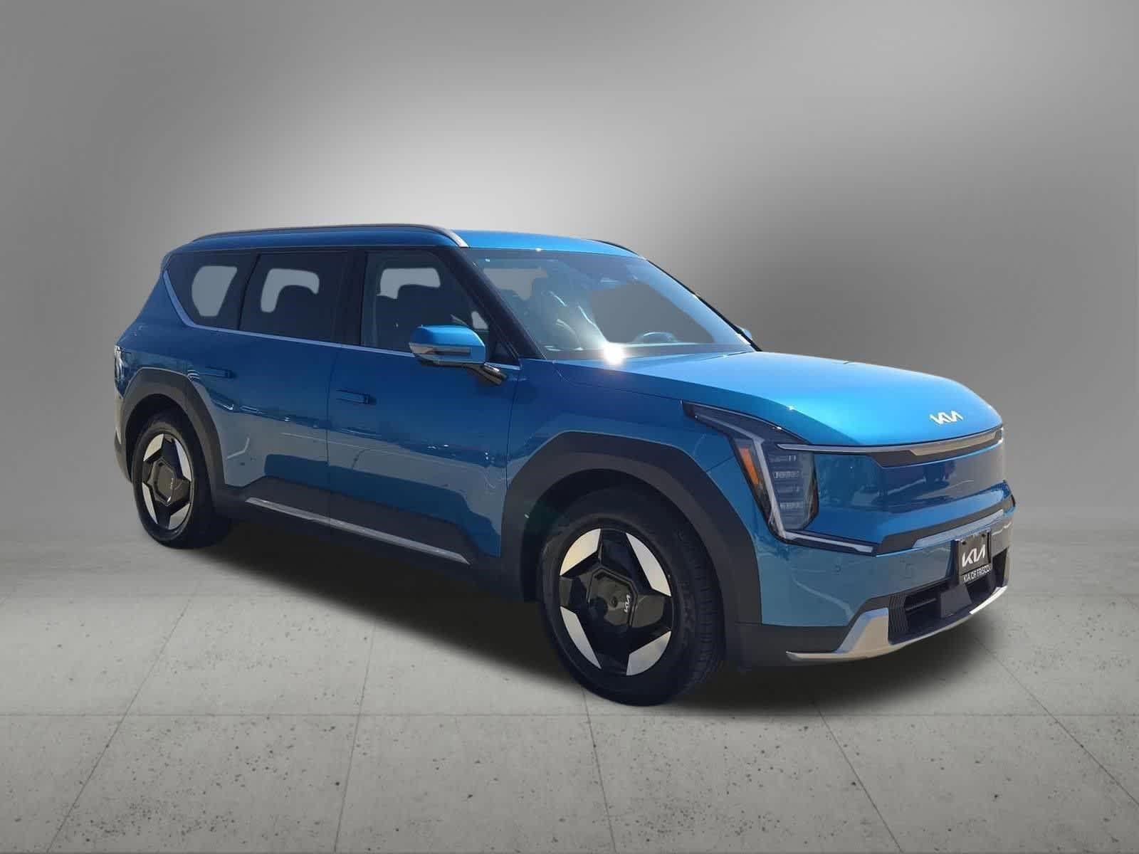 Thumbnail: 2024 Kia EV9 - 8