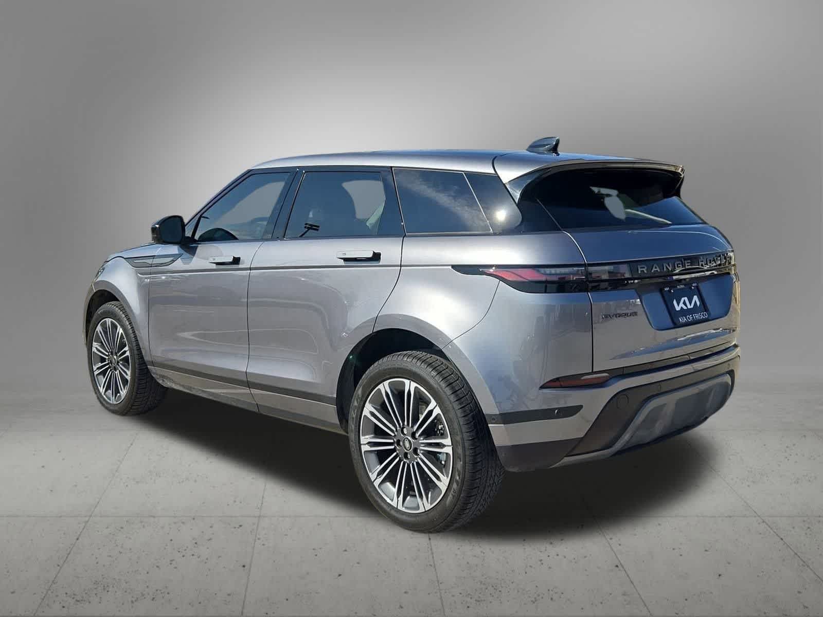 Thumbnail: 2025 Land Rover Range Rover Evoque - 4