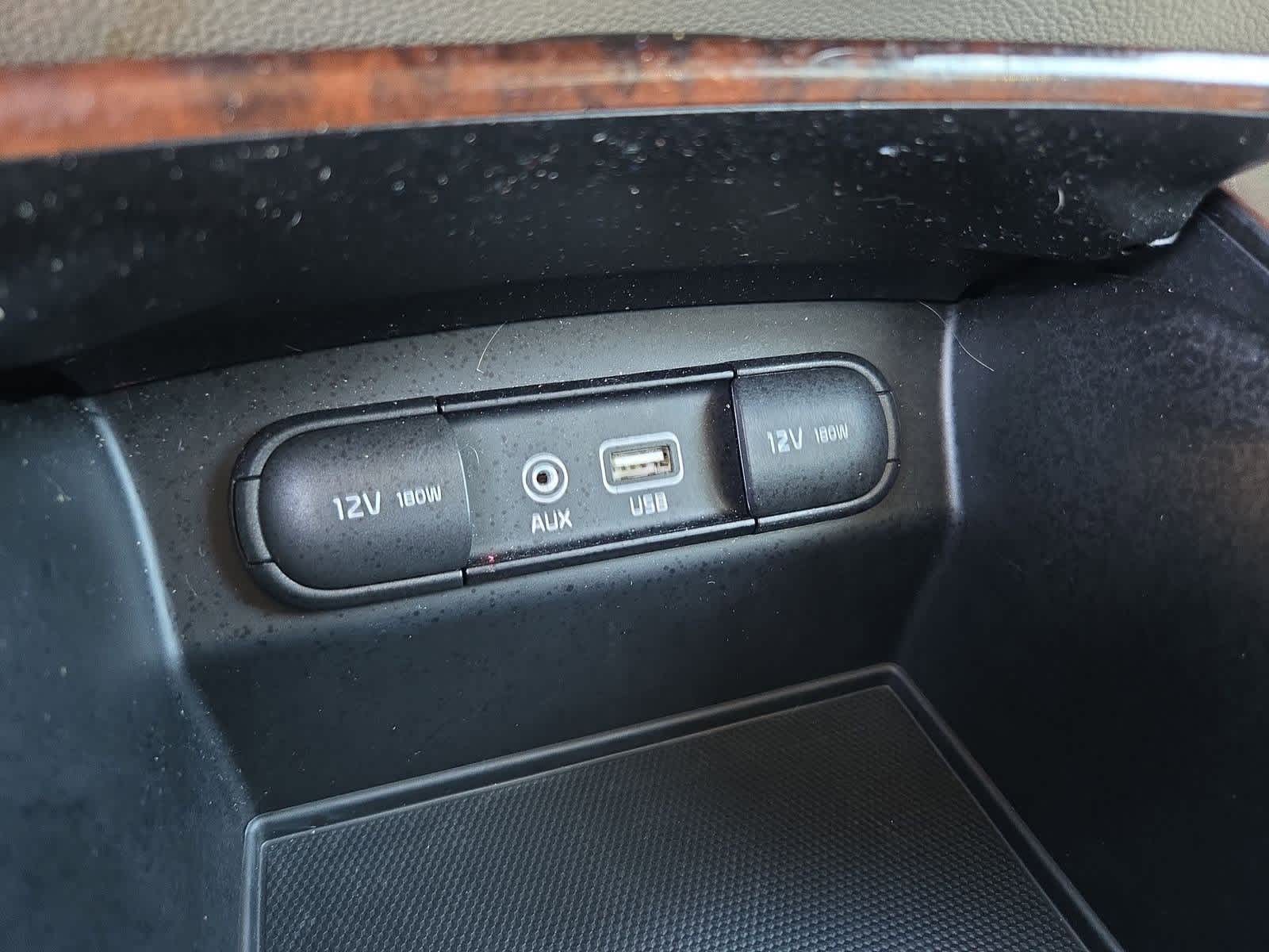 Thumbnail: 2017 Kia Sorento - 30