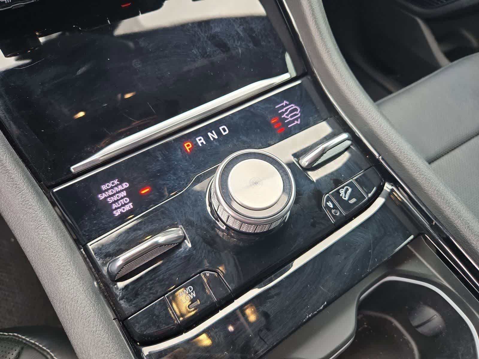 Thumbnail: 2022 Jeep Grand Cherokee - 33