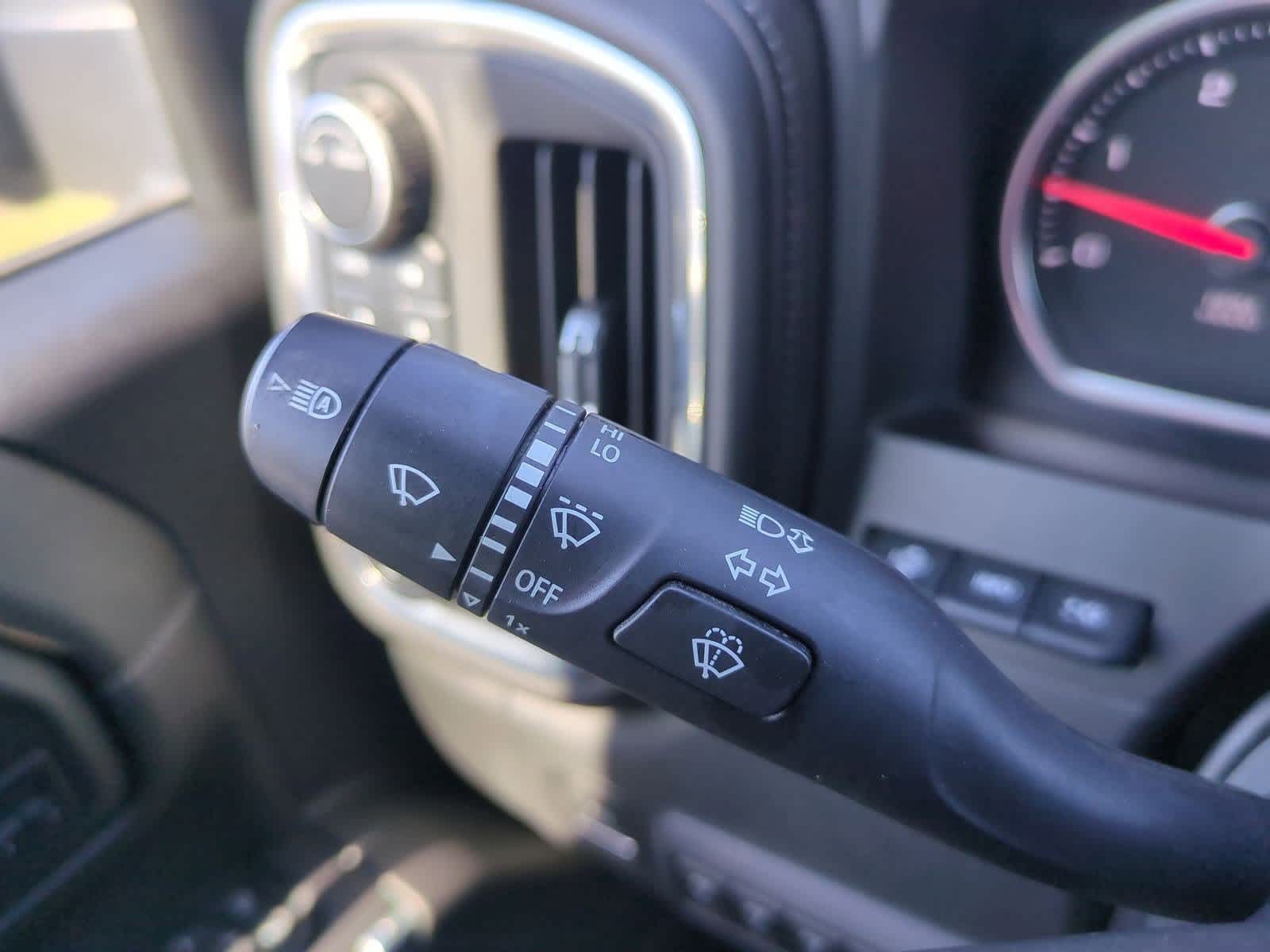 Thumbnail: 2020 Chevrolet Silverado 2500 - 27