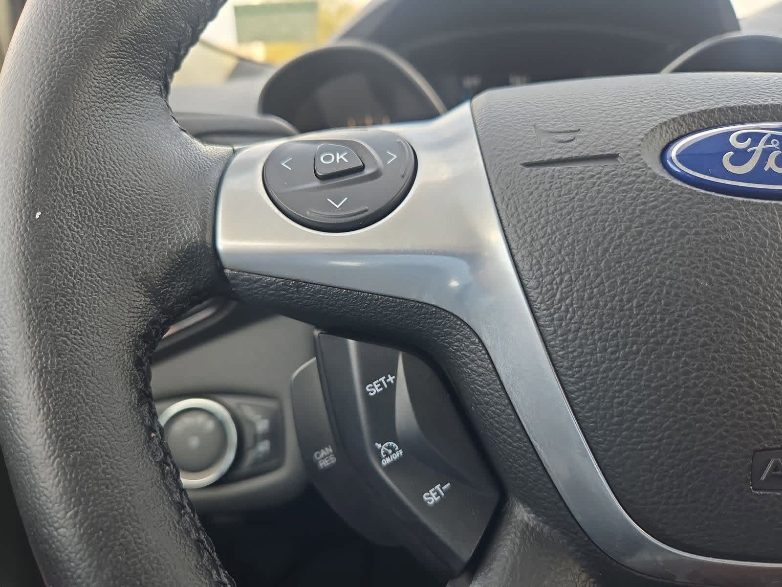 Thumbnail: 2014 Ford Escape - 24