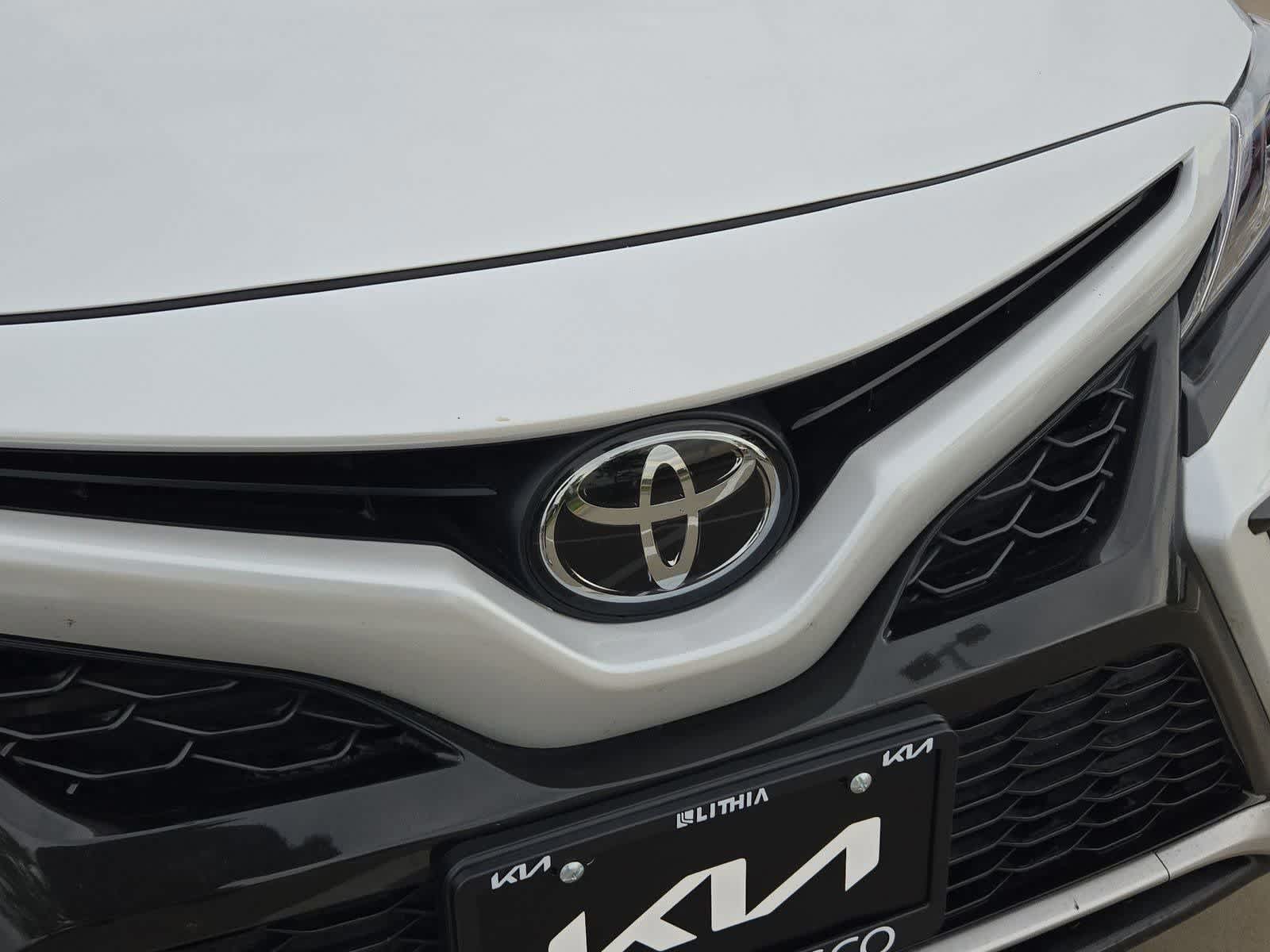 Thumbnail: 2024 Toyota Camry - 10