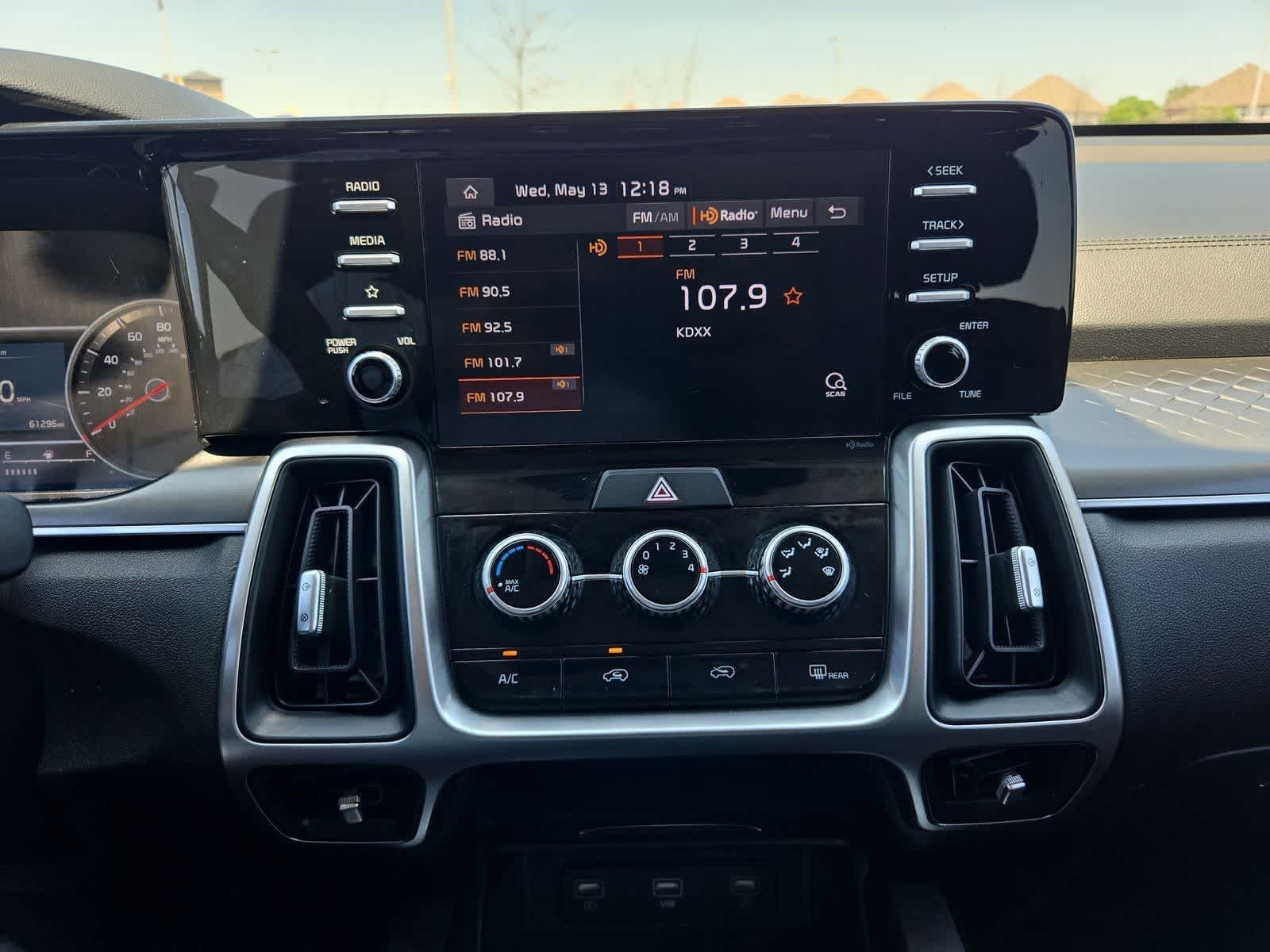 Thumbnail: 2021 Kia Sorento - 26