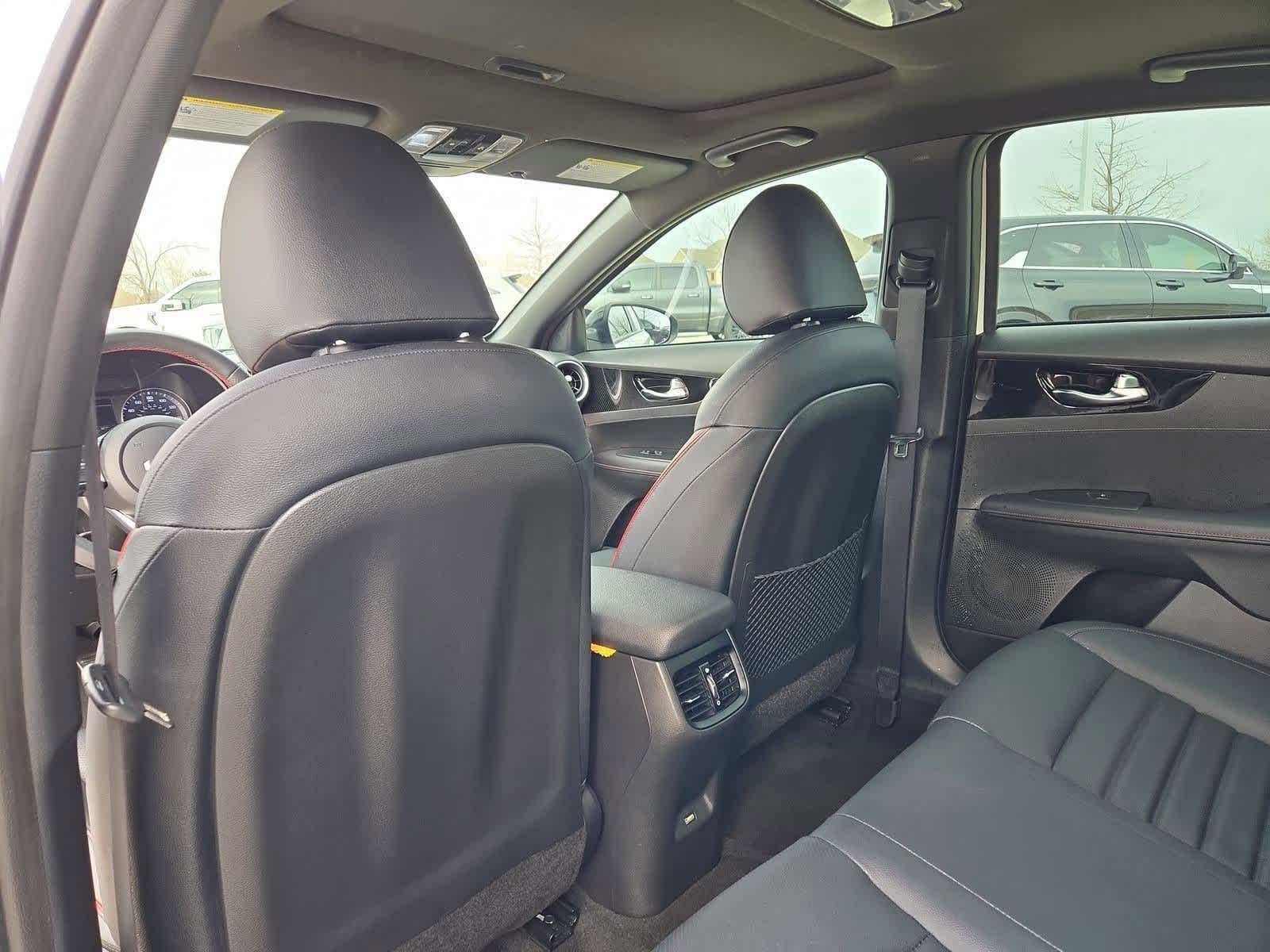 Thumbnail: 2023 Kia Forte - 17