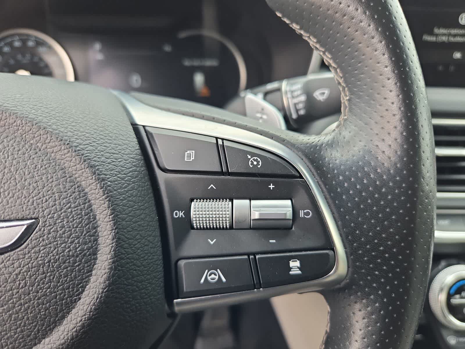 Thumbnail: 2023 Genesis G70 - 21