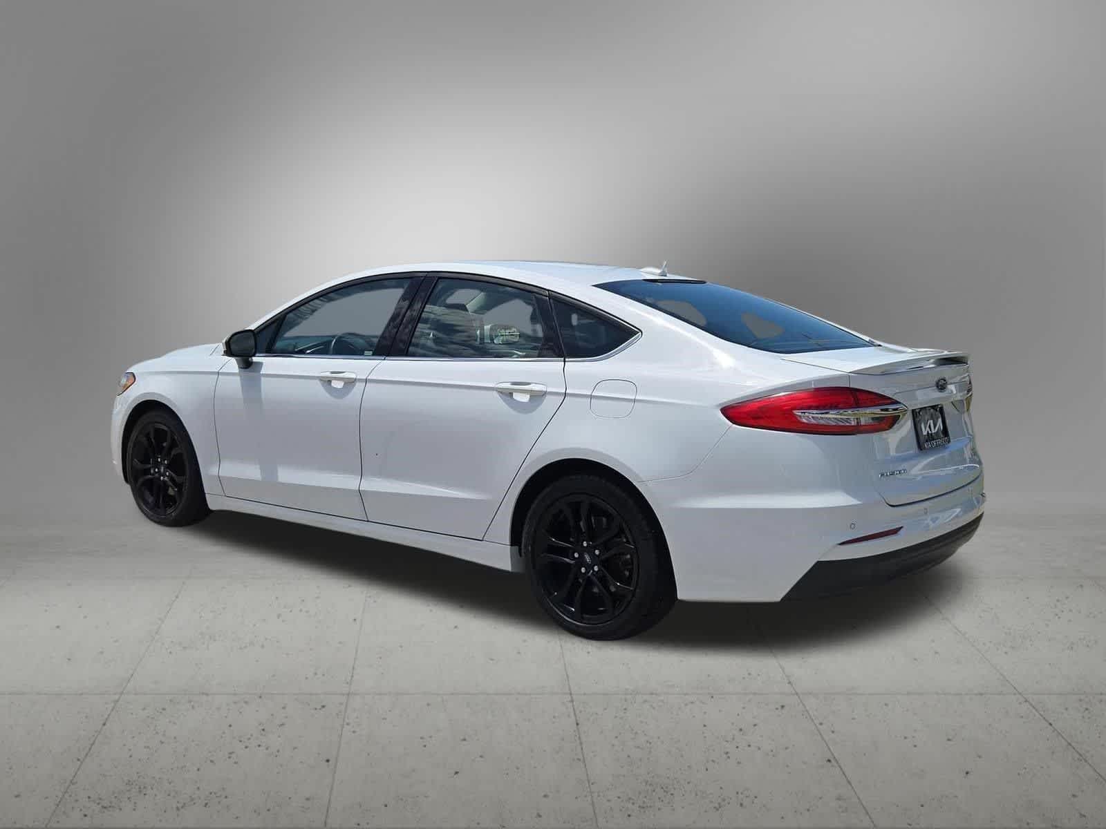 Thumbnail: 2020 Ford Fusion - 4