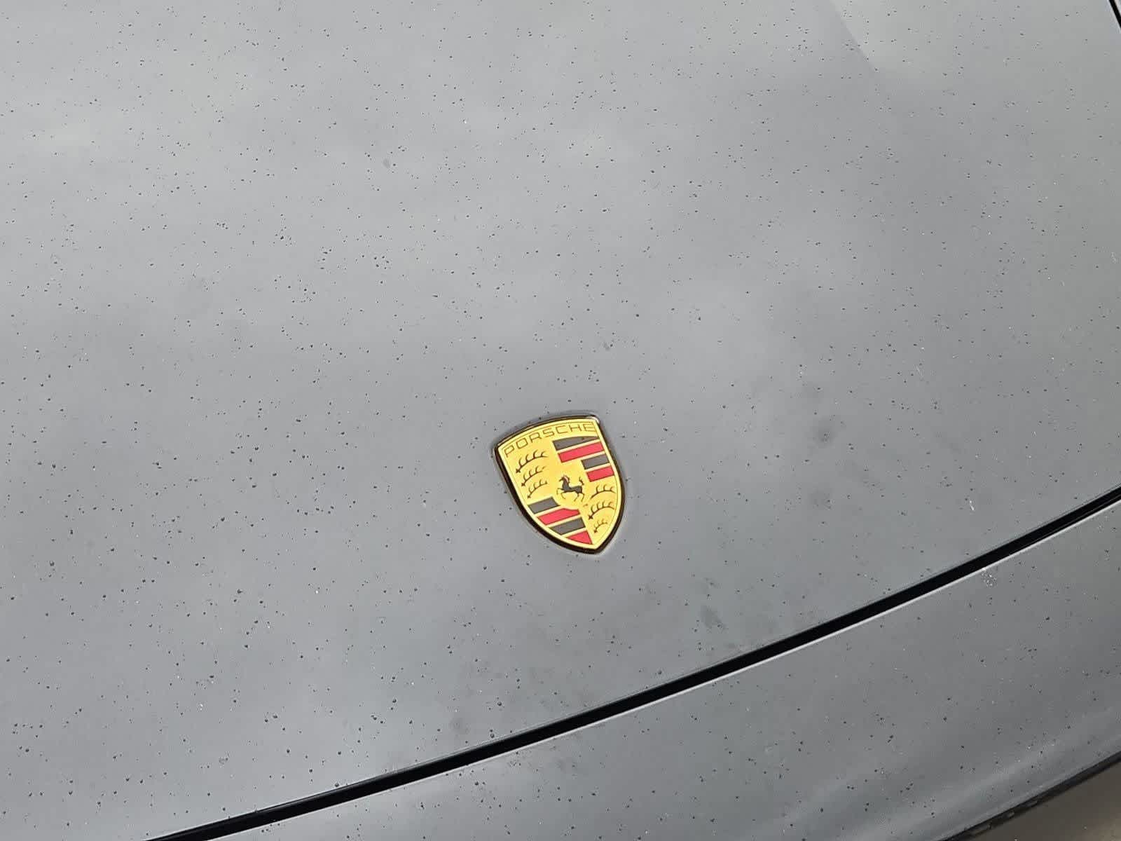 Thumbnail: 2022 Porsche 911 - 11