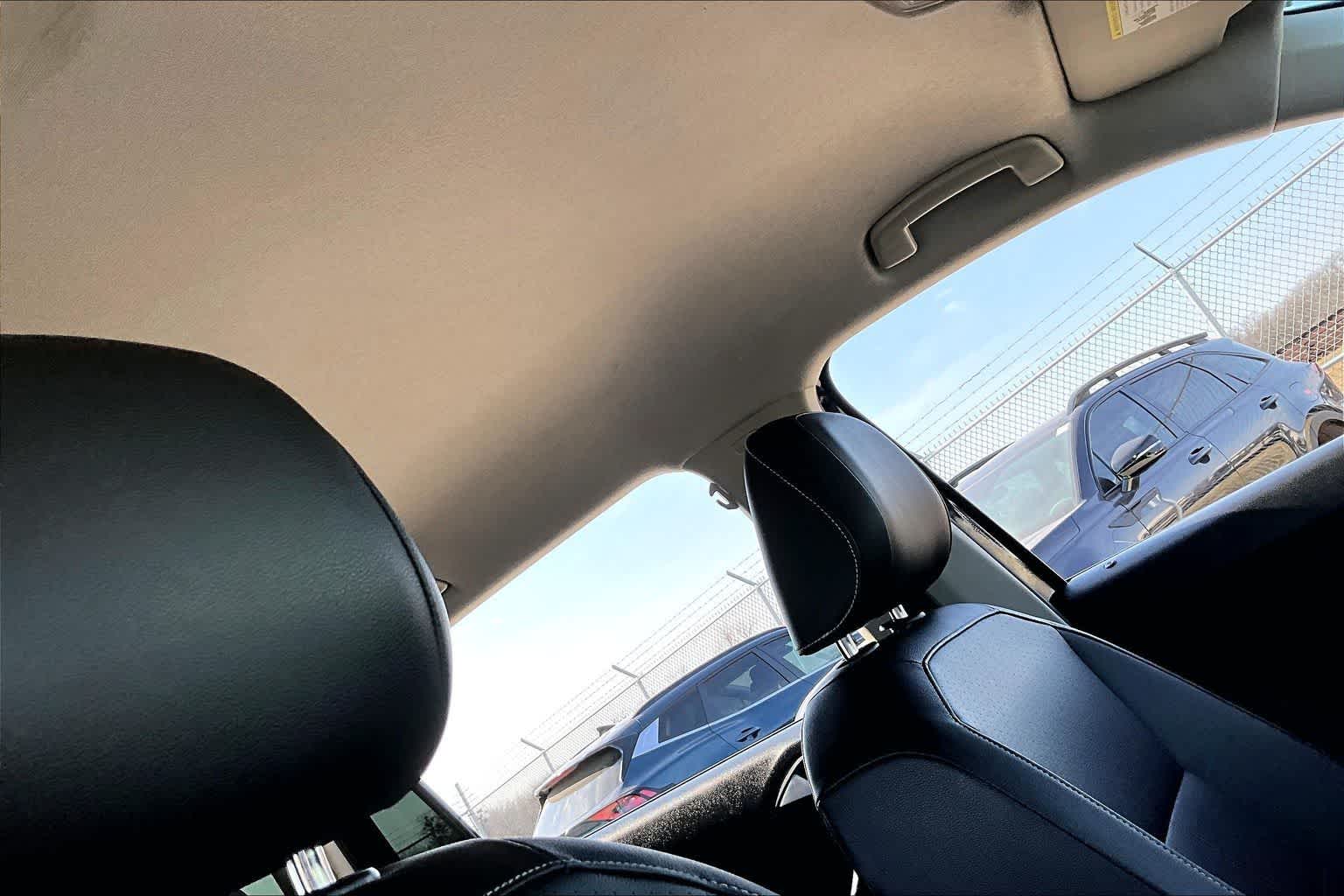 Thumbnail: 2021 Volkswagen Tiguan - 15