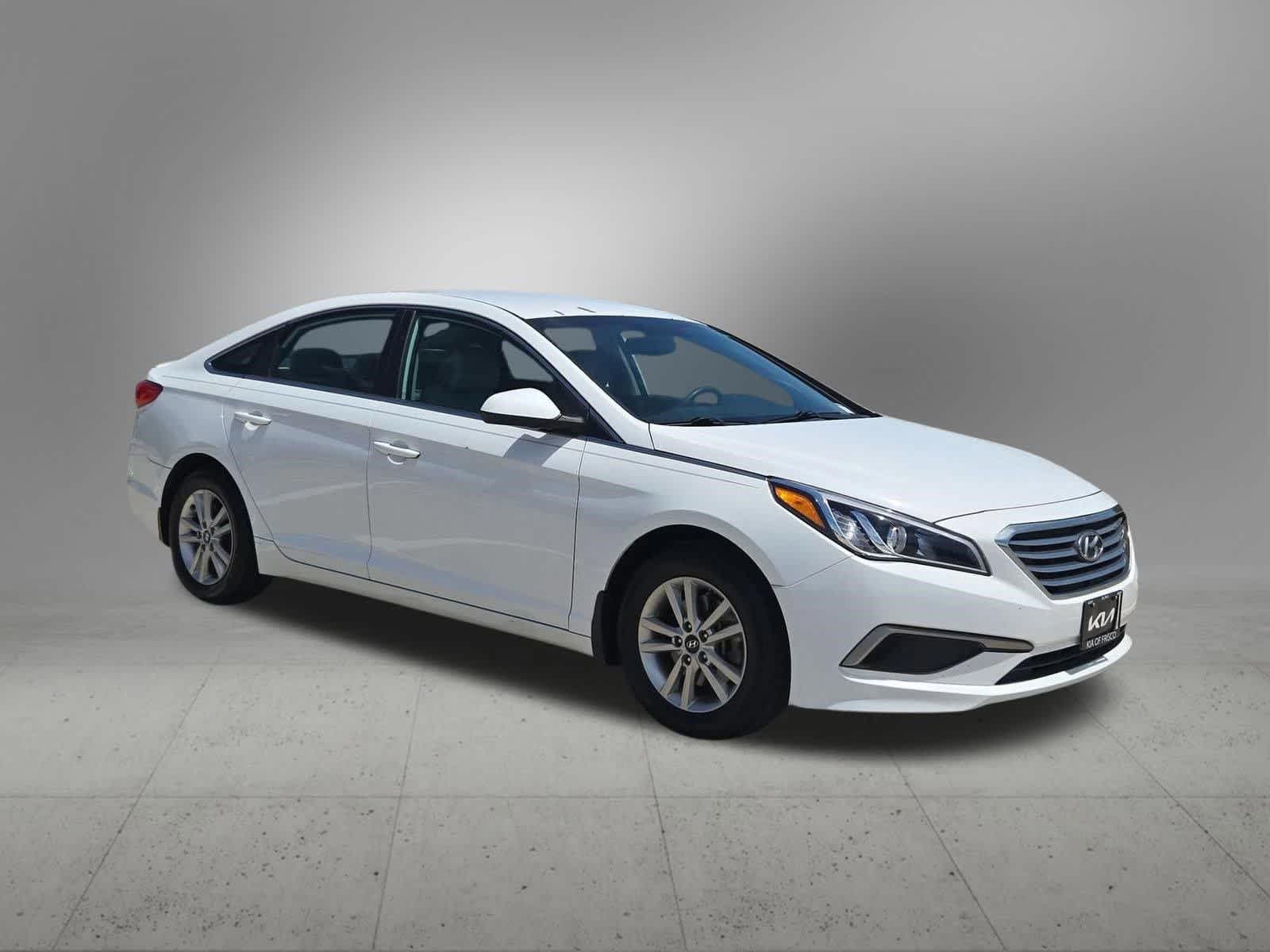 Thumbnail: 2017 Hyundai Sonata - 8