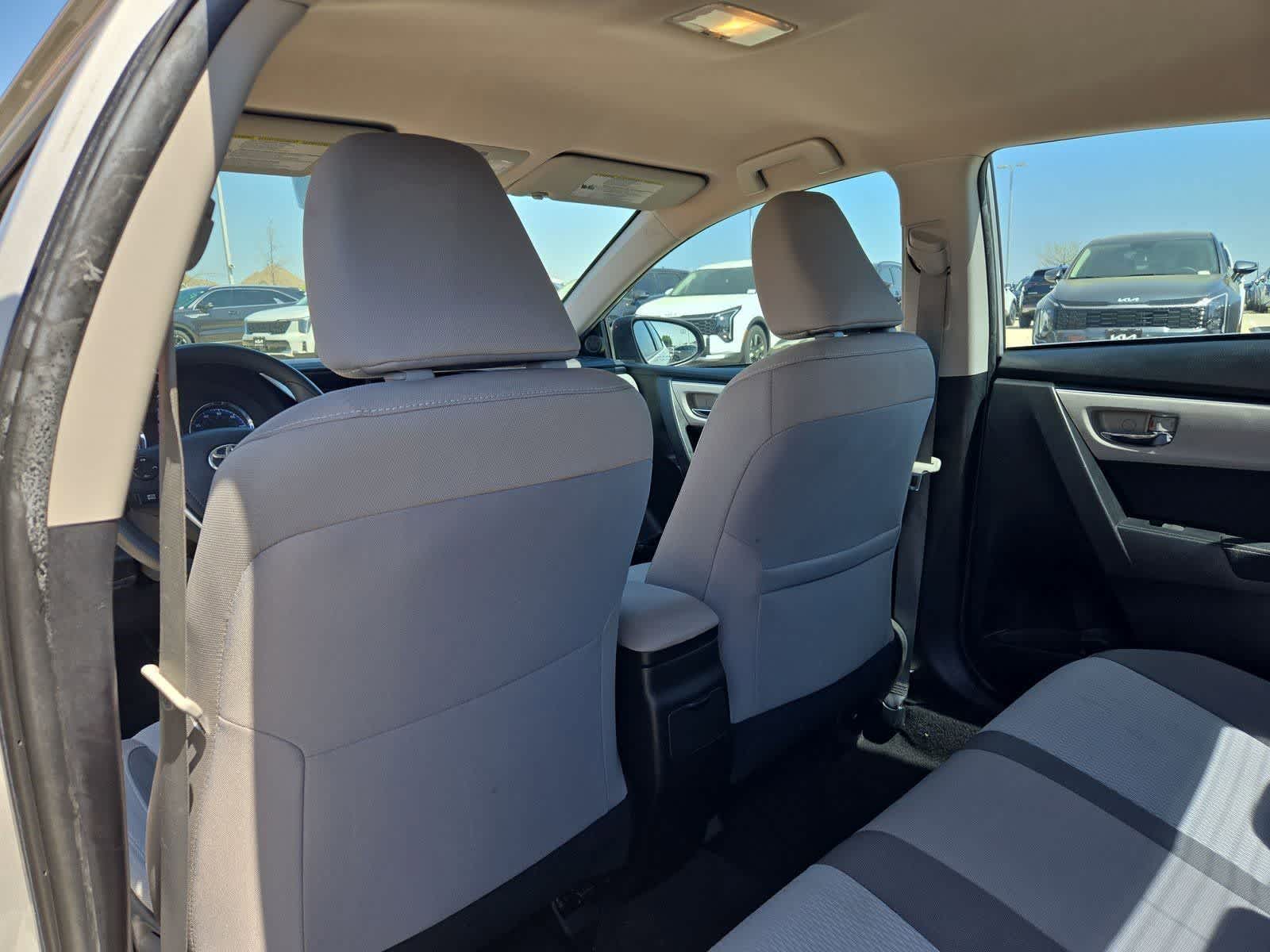 Thumbnail: 2017 Toyota Corolla - 16