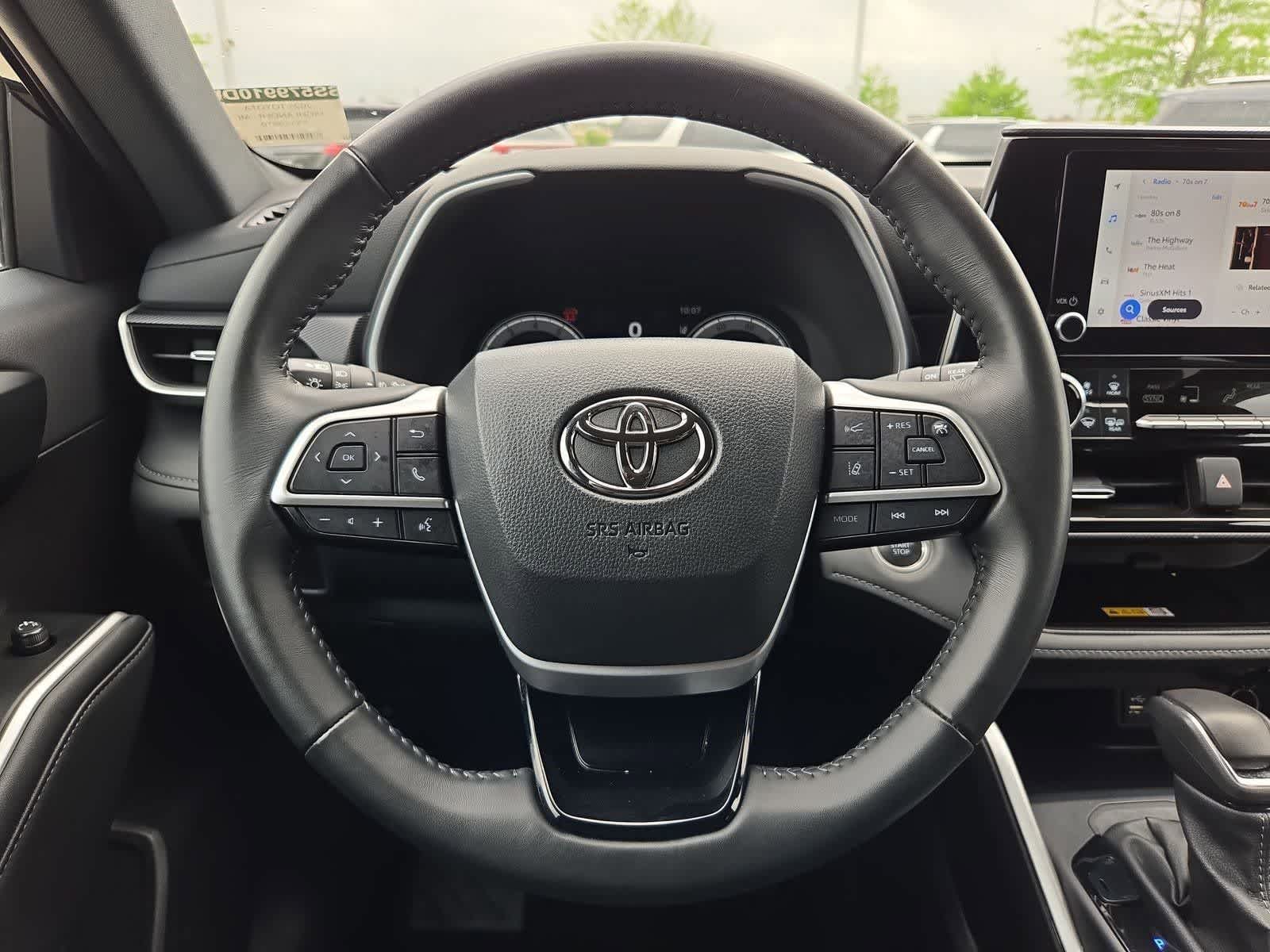 Thumbnail: 2025 Toyota Highlander - 23