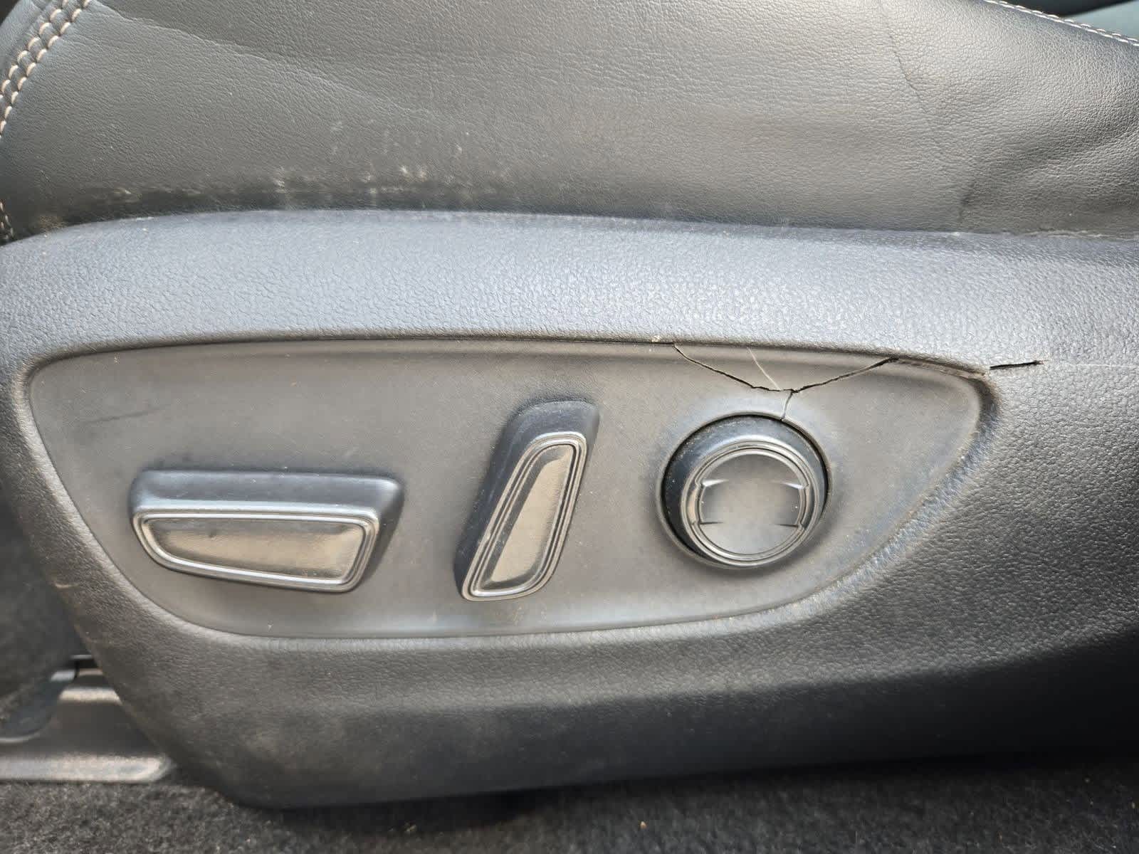 Thumbnail: 2021 Toyota RAV4 - 16