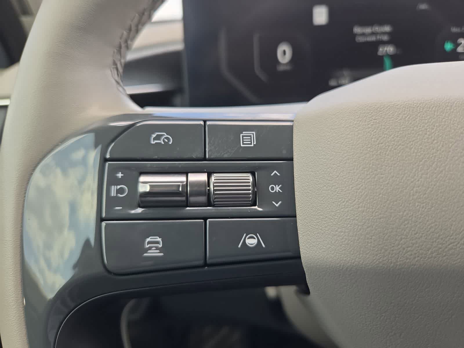 Thumbnail: 2024 Kia EV9 - 24