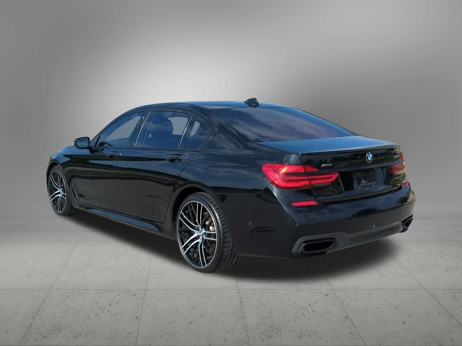 Thumbnail: 2018 BMW 7 Series - 4