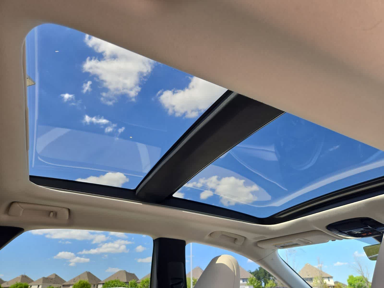 Thumbnail: 2023 Lexus RX - 20