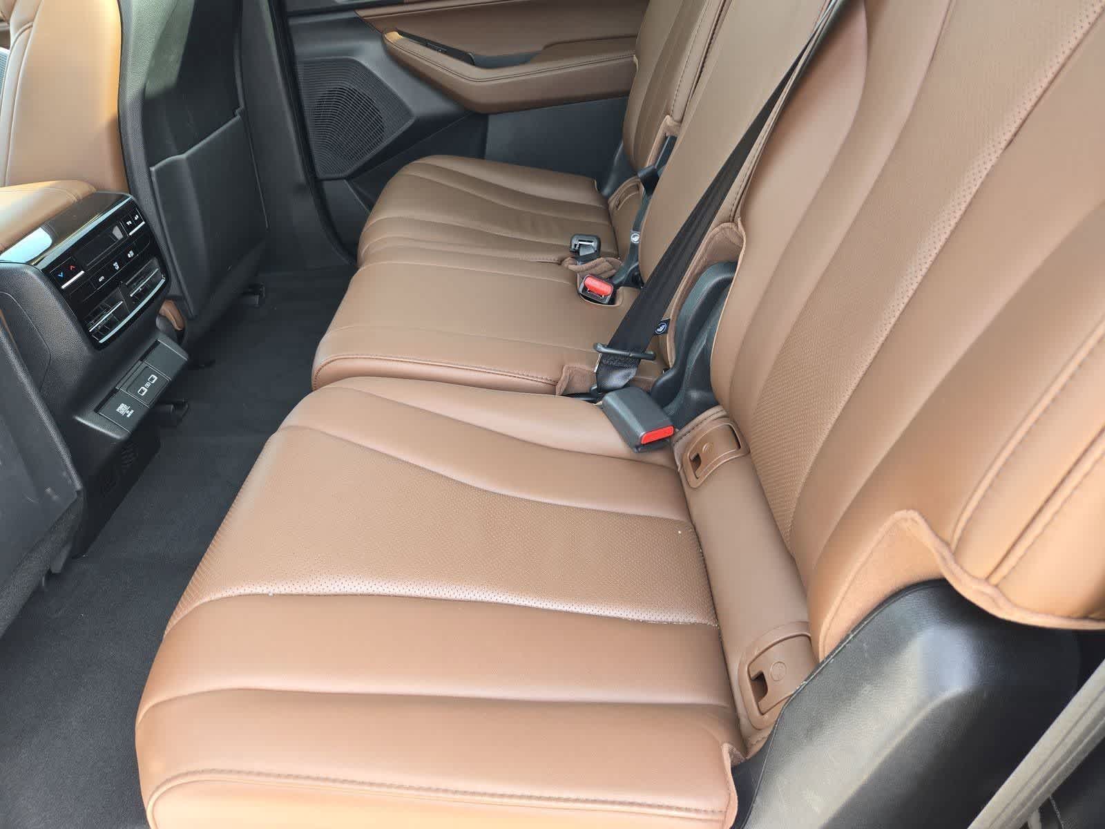 Thumbnail: 2023 Acura MDX - 18