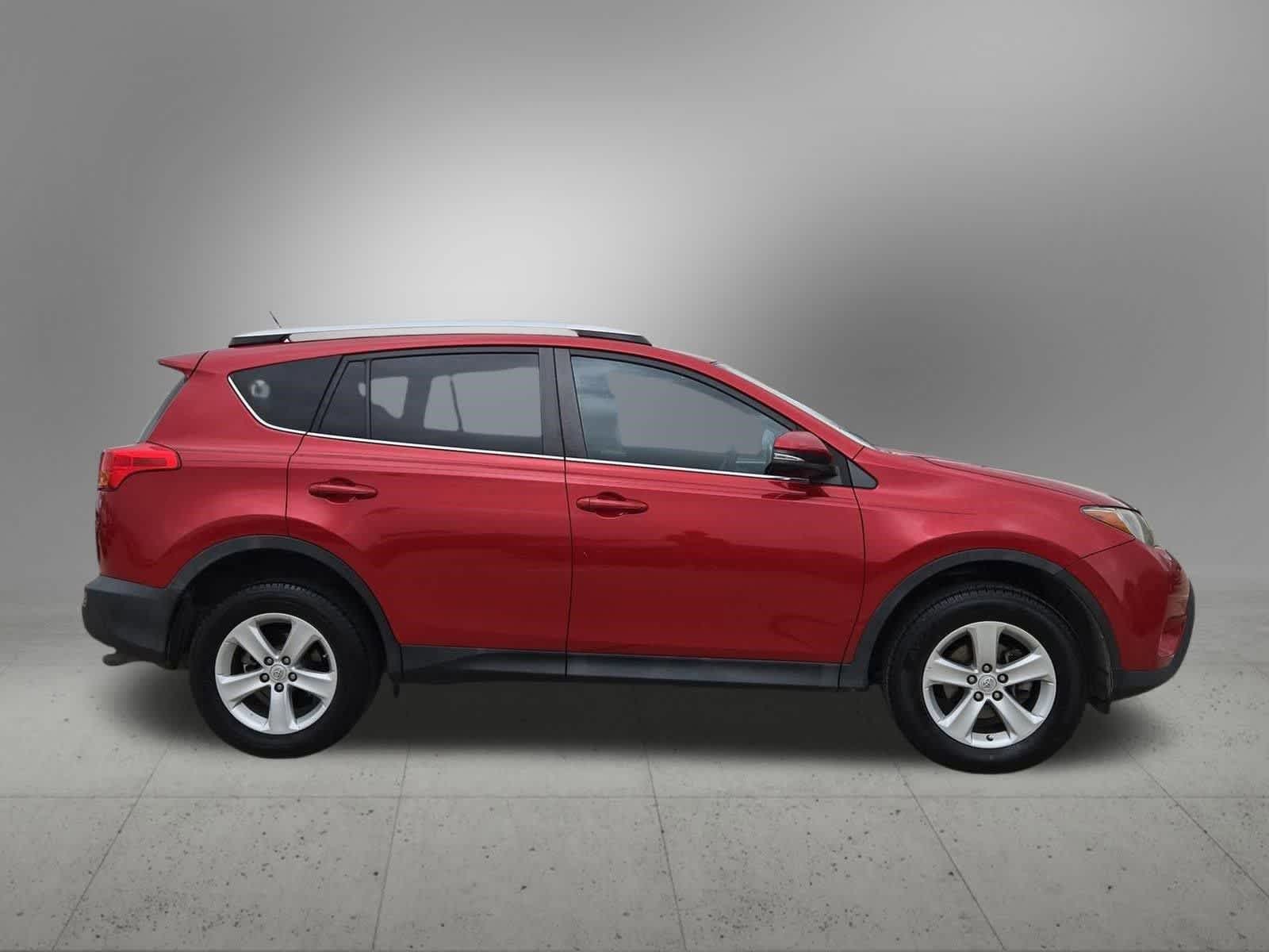 Thumbnail: 2014 Toyota RAV4 - 7