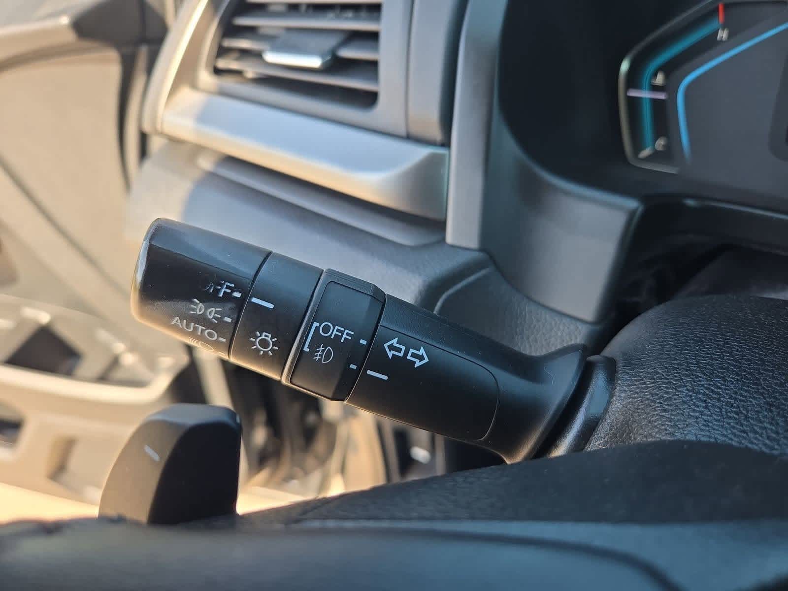 Thumbnail: 2021 Honda Odyssey - 28