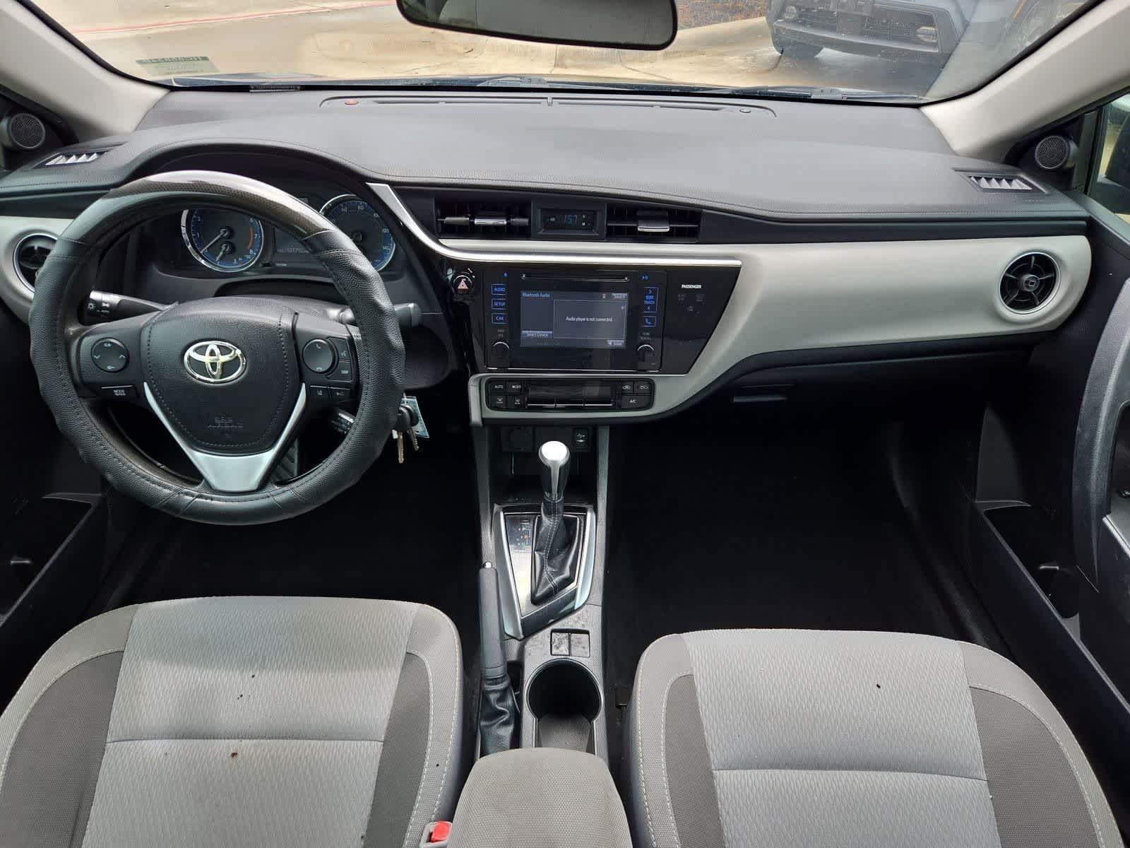 2017 Toyota Corolla LE - Photo 14