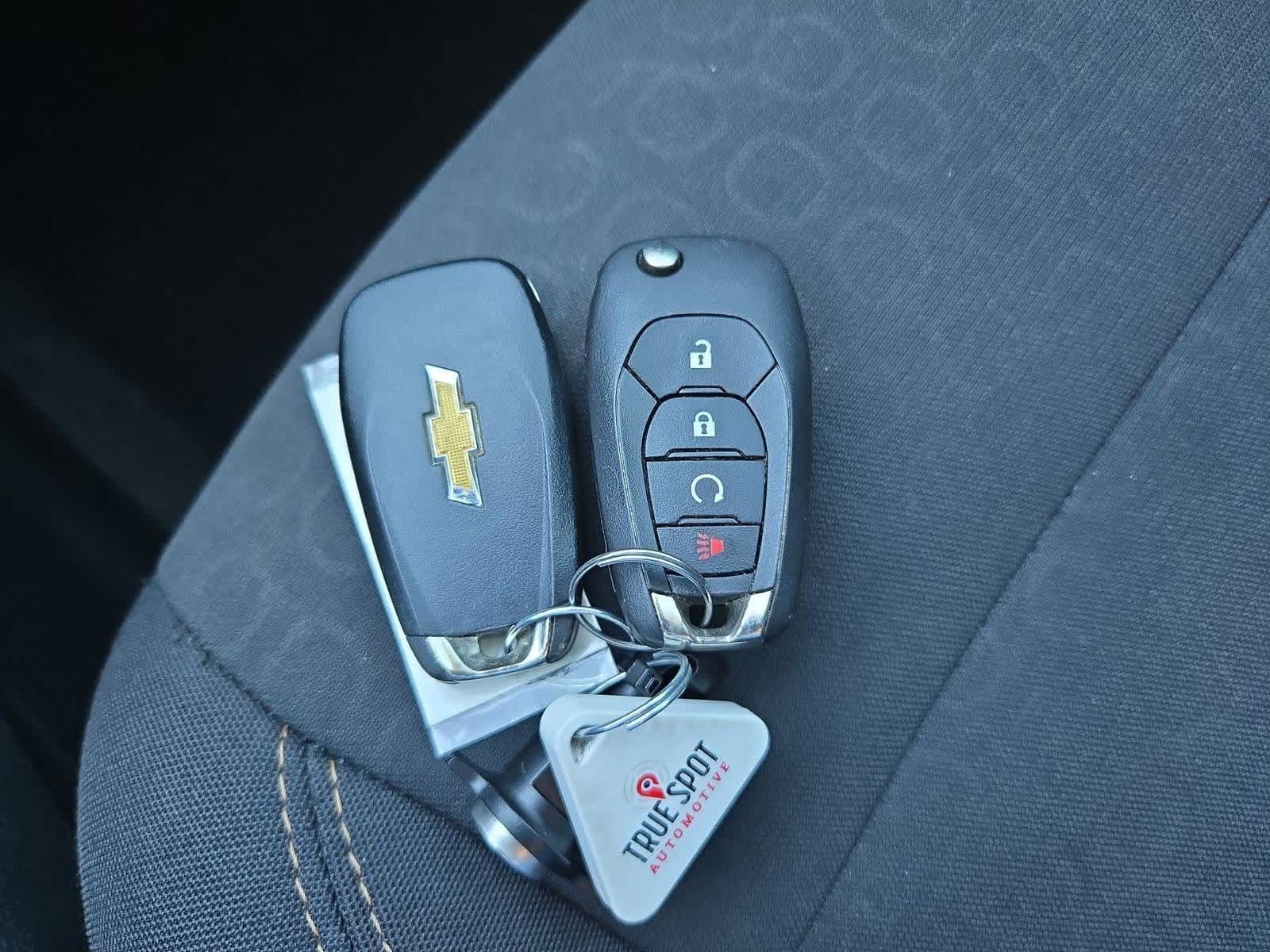 Thumbnail: 2020 Chevrolet Trax - 30