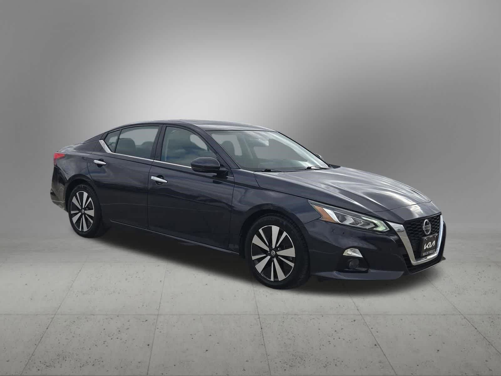 Thumbnail: 2019 Nissan Altima - 8