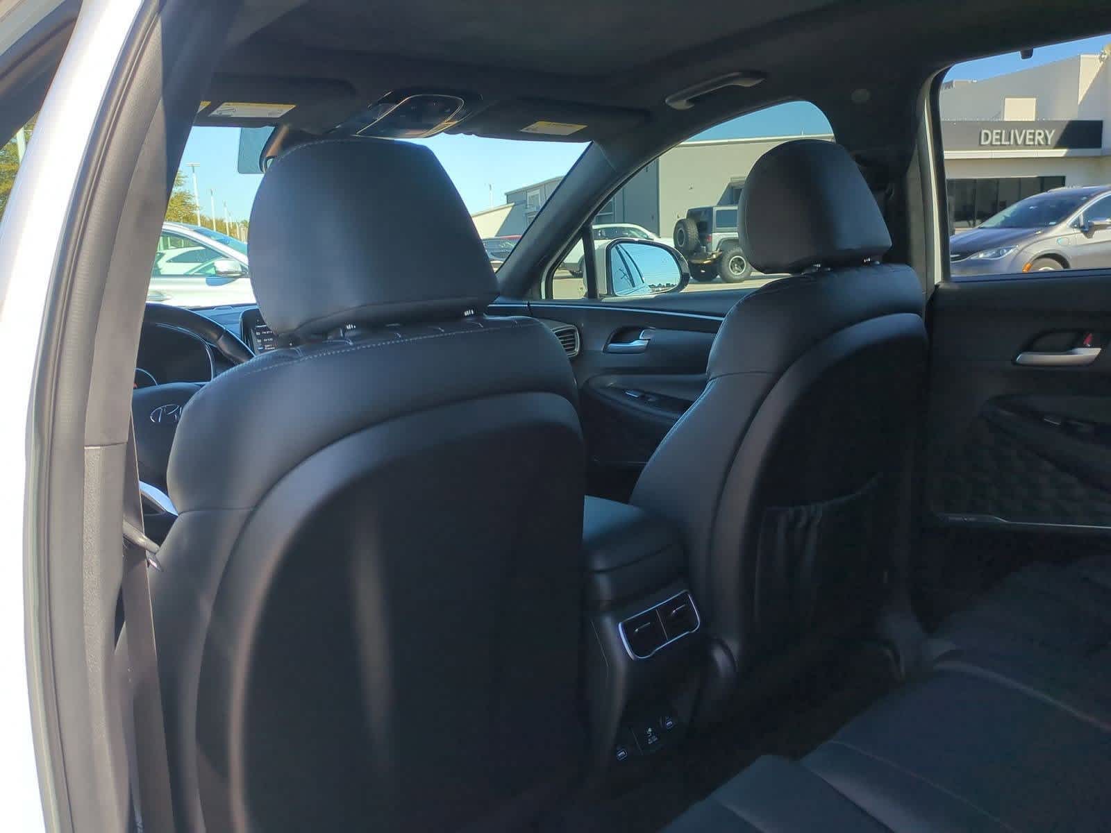 Thumbnail: 2023 Hyundai Santa Fe - 17