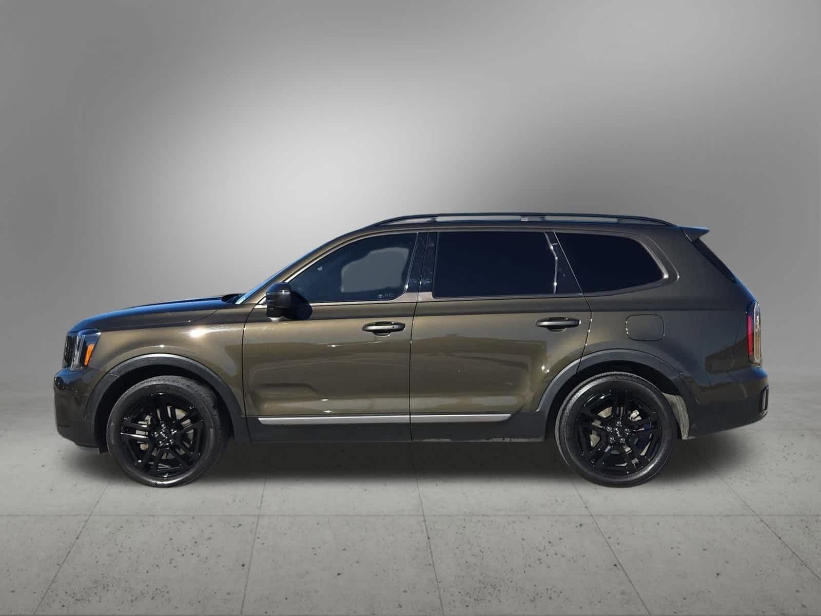 Thumbnail: 2023 Kia Telluride - 3