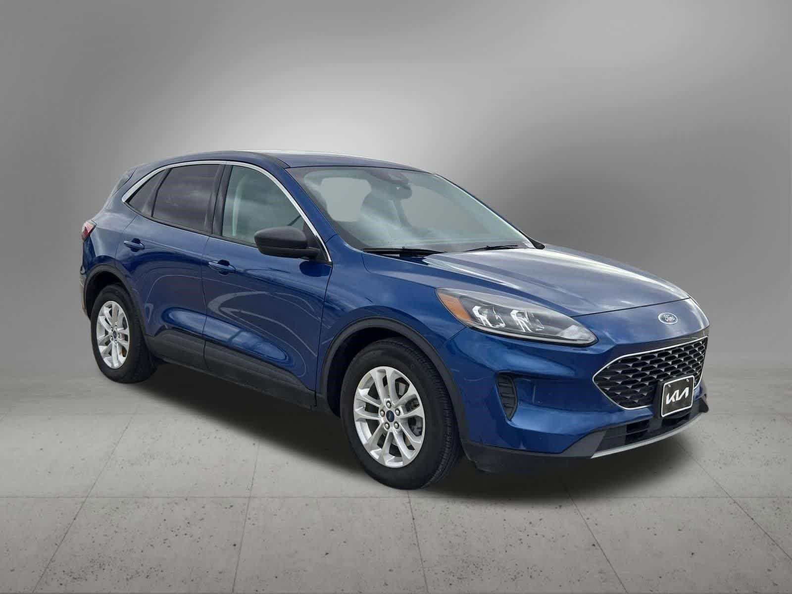 Thumbnail: 2022 Ford Escape - 8