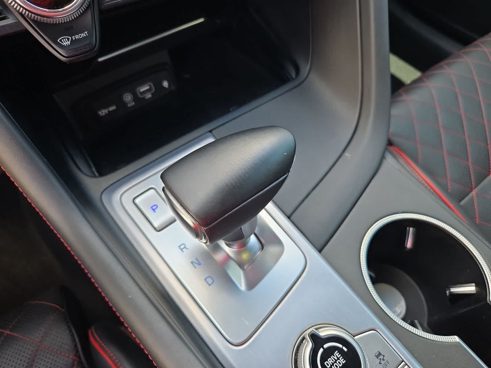 Thumbnail: 2020 Genesis G70 - 32