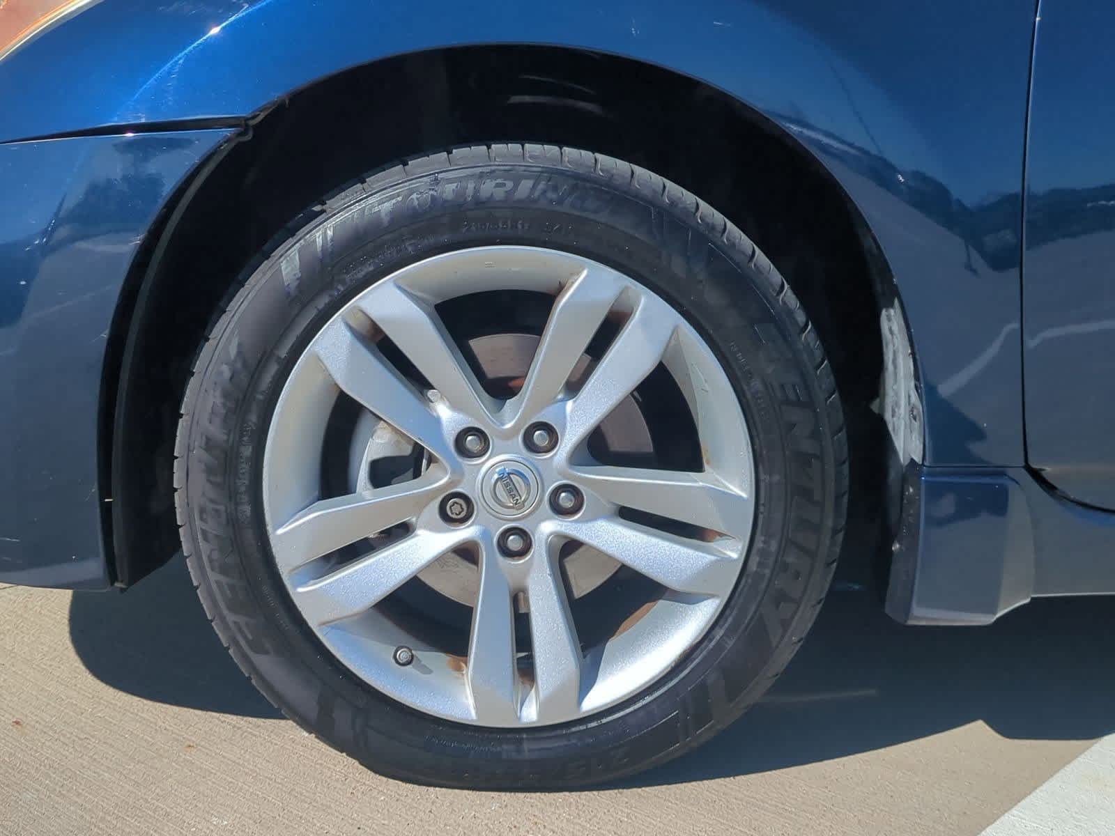 Thumbnail: 2011 Nissan Altima - 12