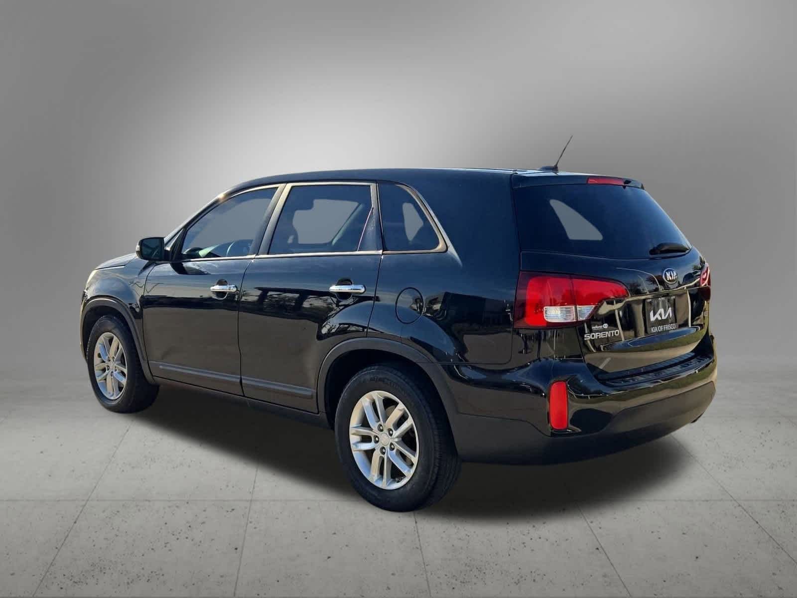 Thumbnail: 2015 Kia Sorento - 4