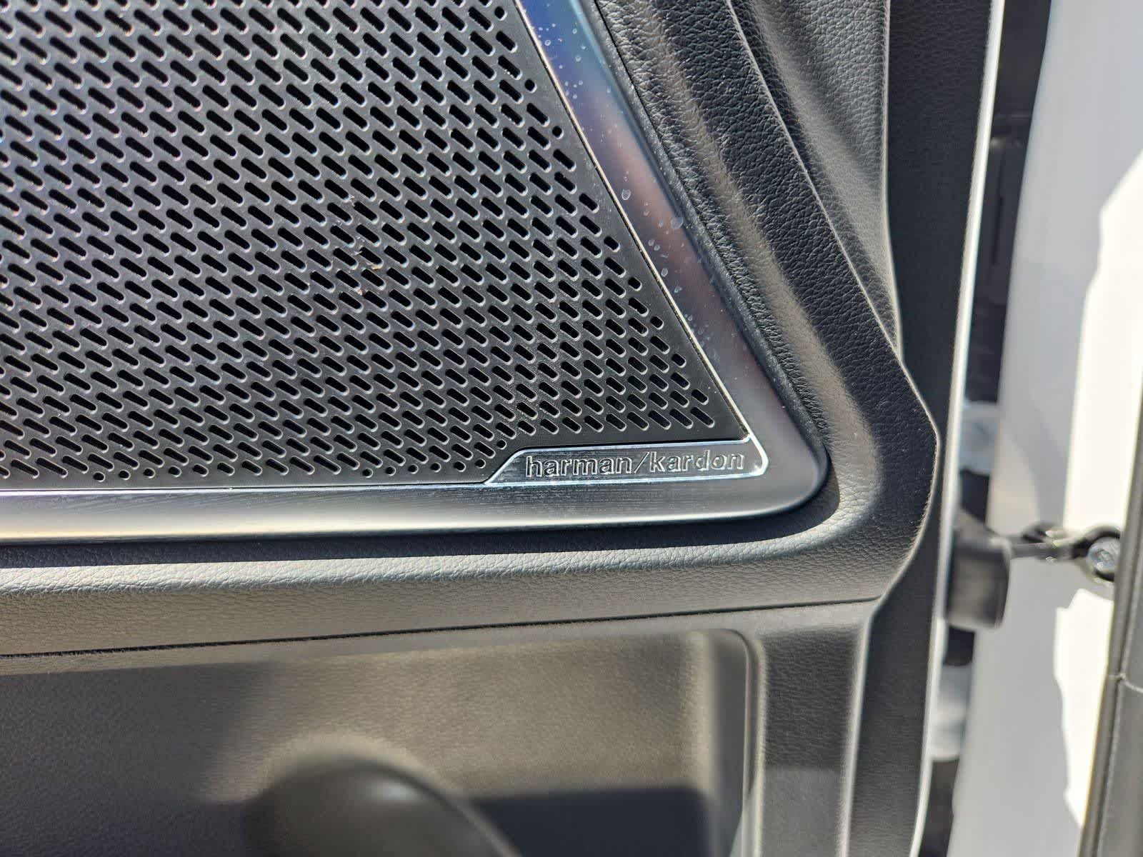 Thumbnail: 2023 Kia Telluride - 30