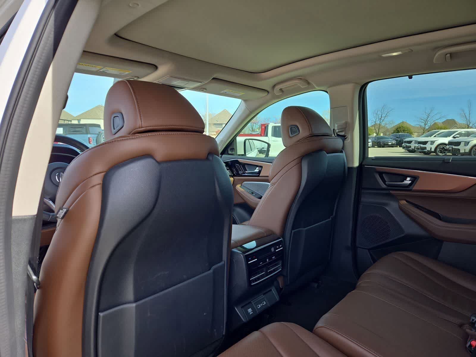 Thumbnail: 2023 Acura MDX - 16