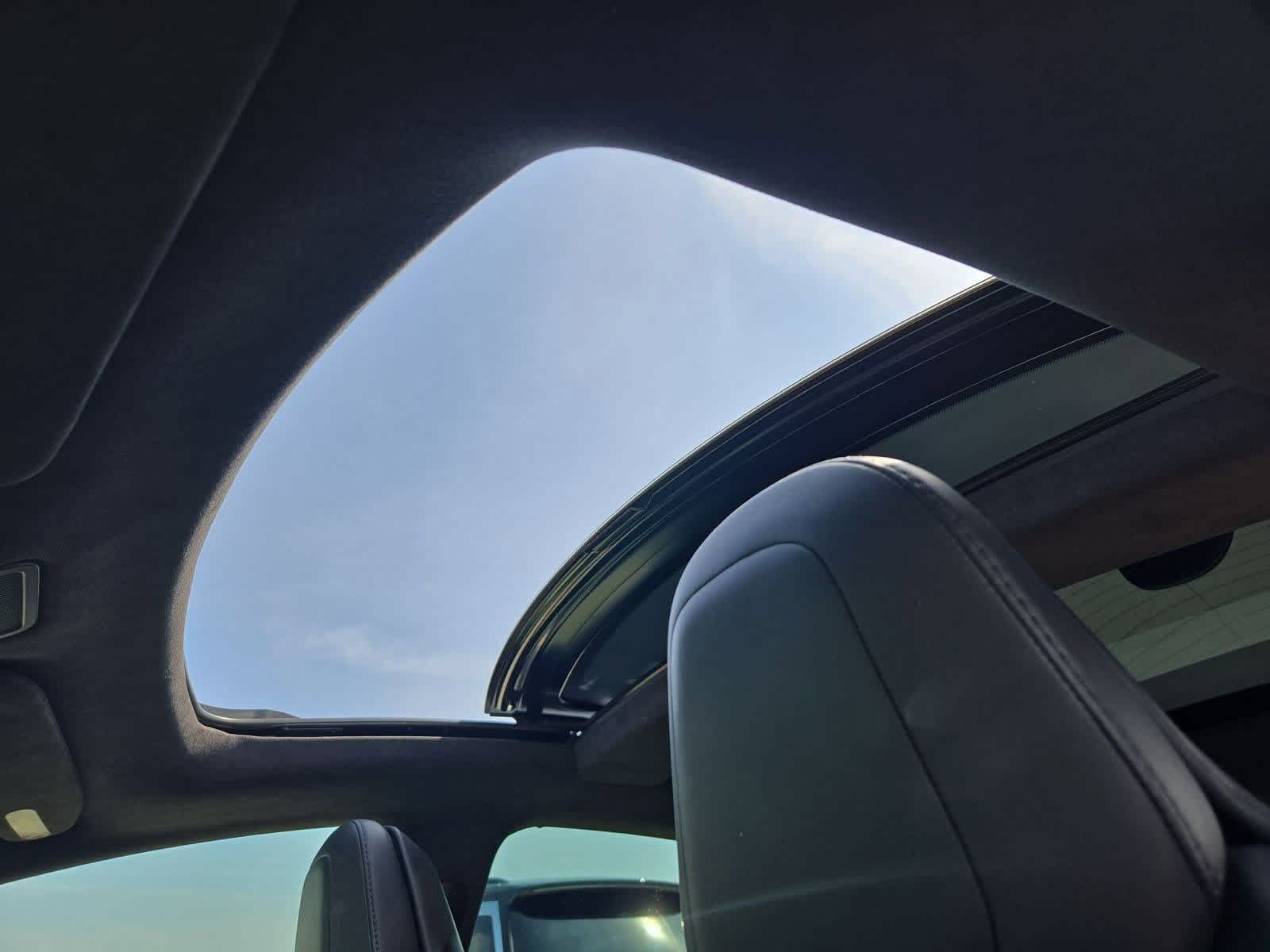 Thumbnail: 2018 Tesla Model S - 17