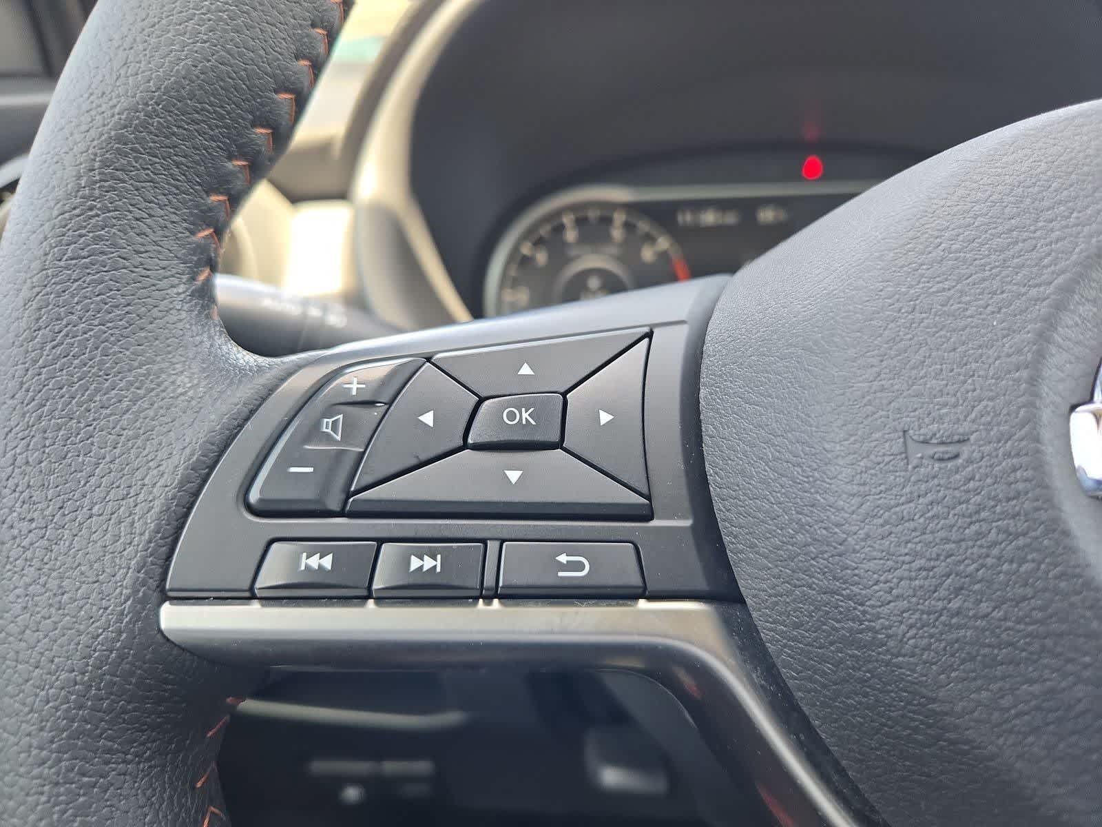 Thumbnail: 2018 Nissan Kicks - 21