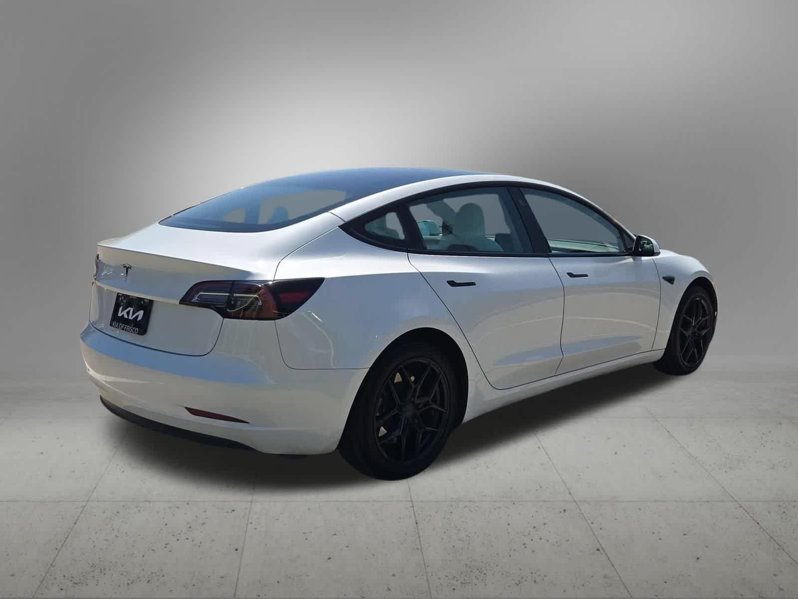 Thumbnail: 2023 Tesla Model 3 - 5