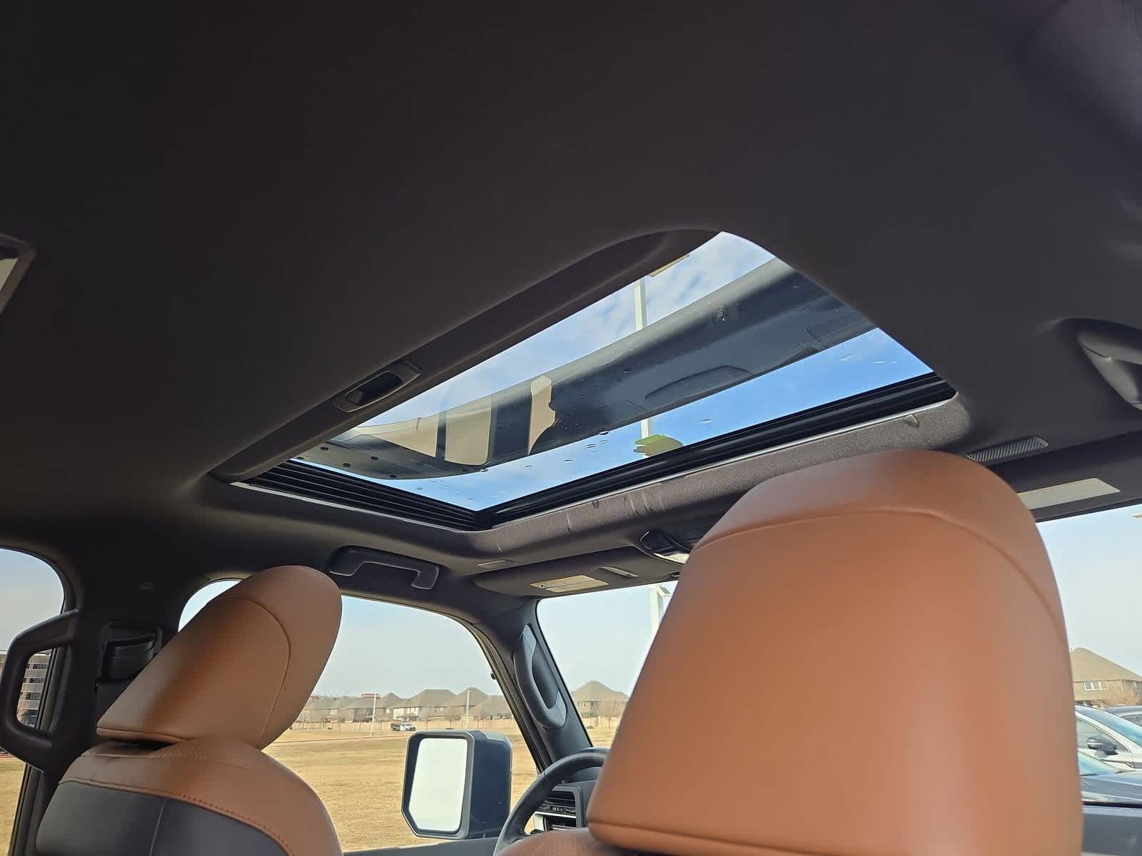 Thumbnail: 2024 Lexus GX - 21