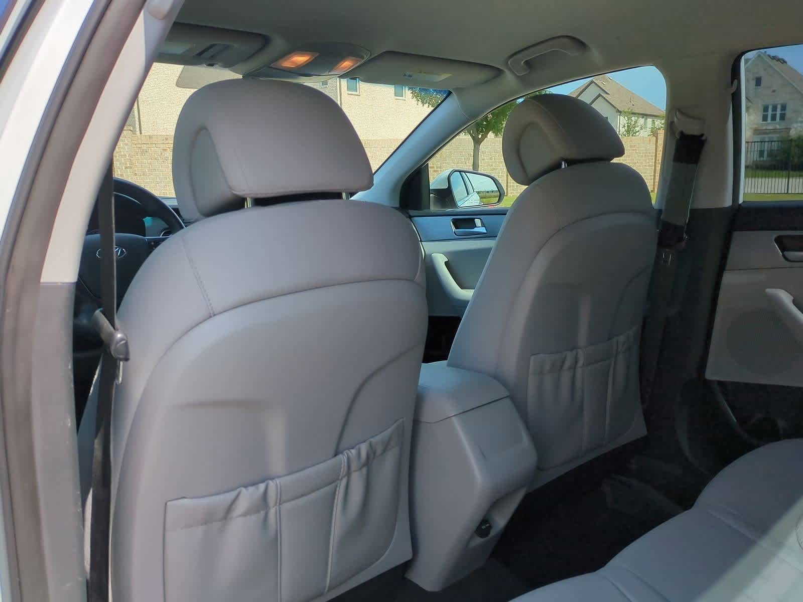 Thumbnail: 2016 Hyundai Sonata - 16
