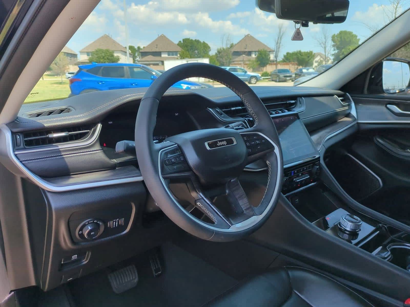 Thumbnail: 2023 Jeep Grand Cherokee - 2