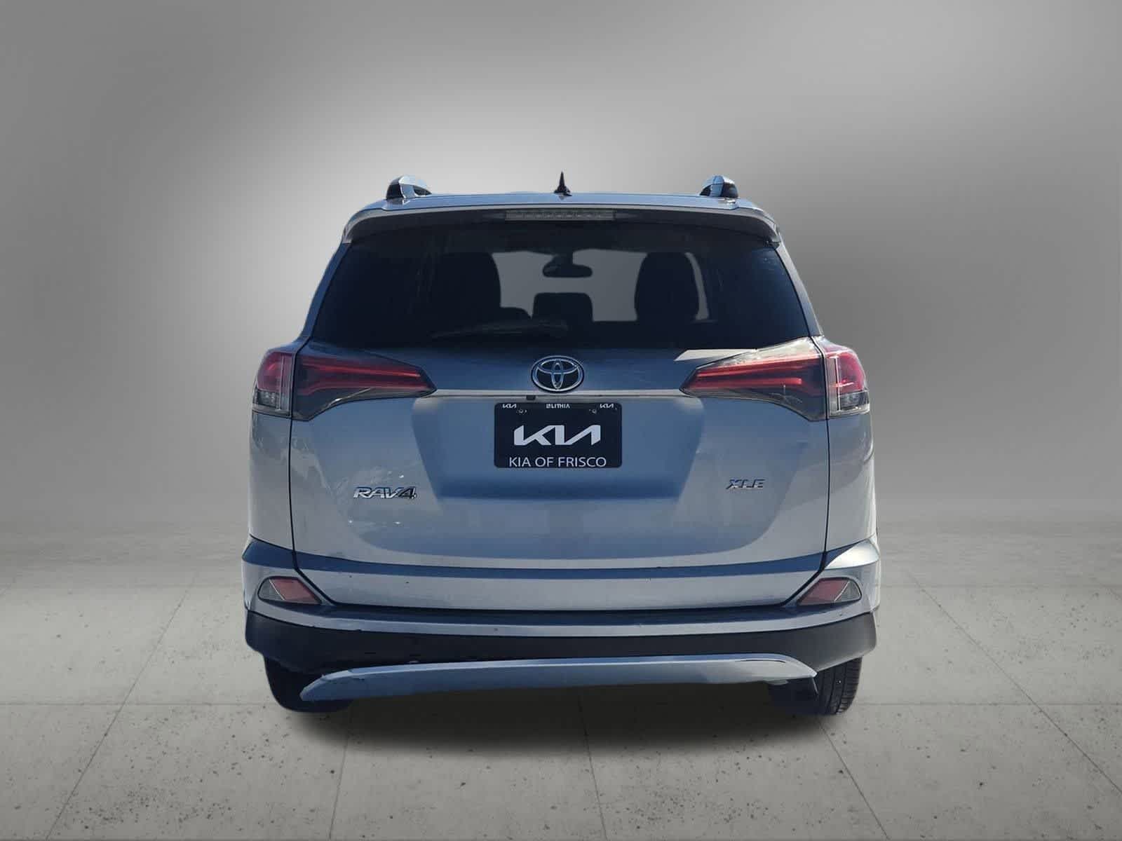 Thumbnail: 2016 Toyota RAV4 - 5