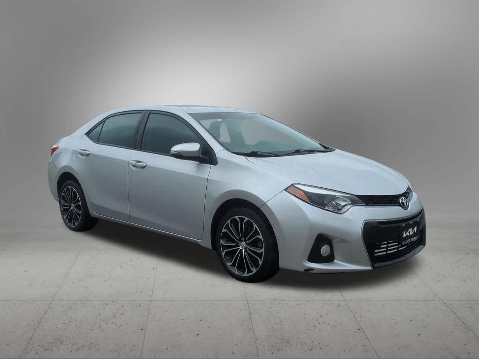 Thumbnail: 2015 Toyota Corolla - 8