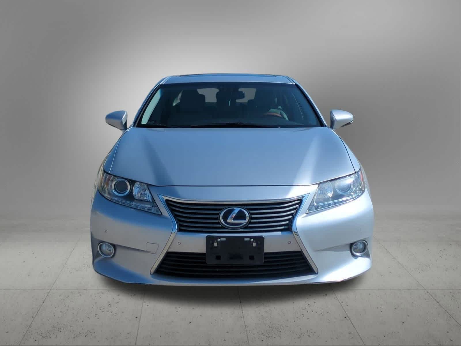 2013 Lexus ES Hybrid 300h 9