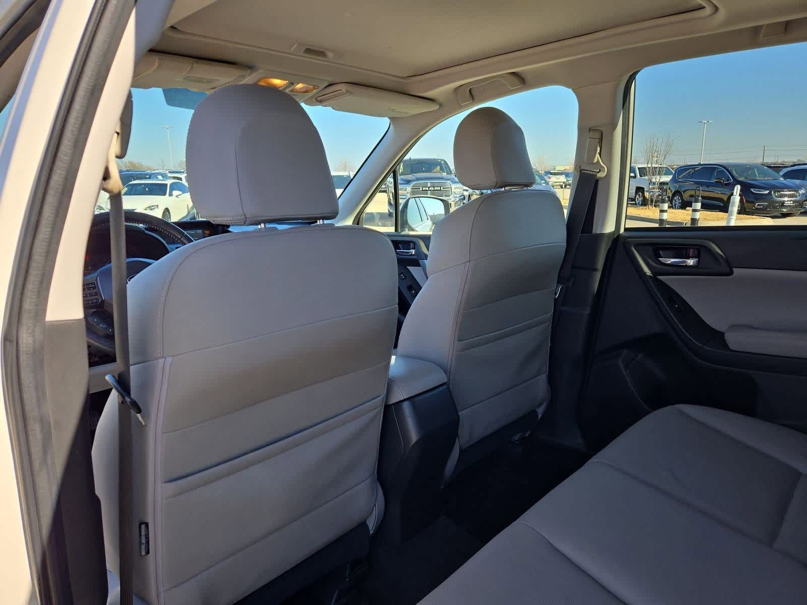 Thumbnail: 2015 Subaru Forester - 18