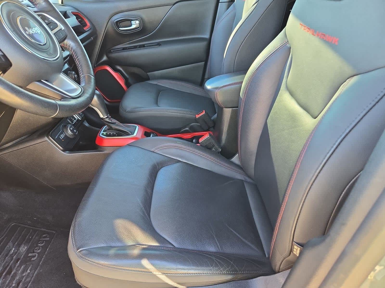 Thumbnail: 2021 Jeep Renegade - 15