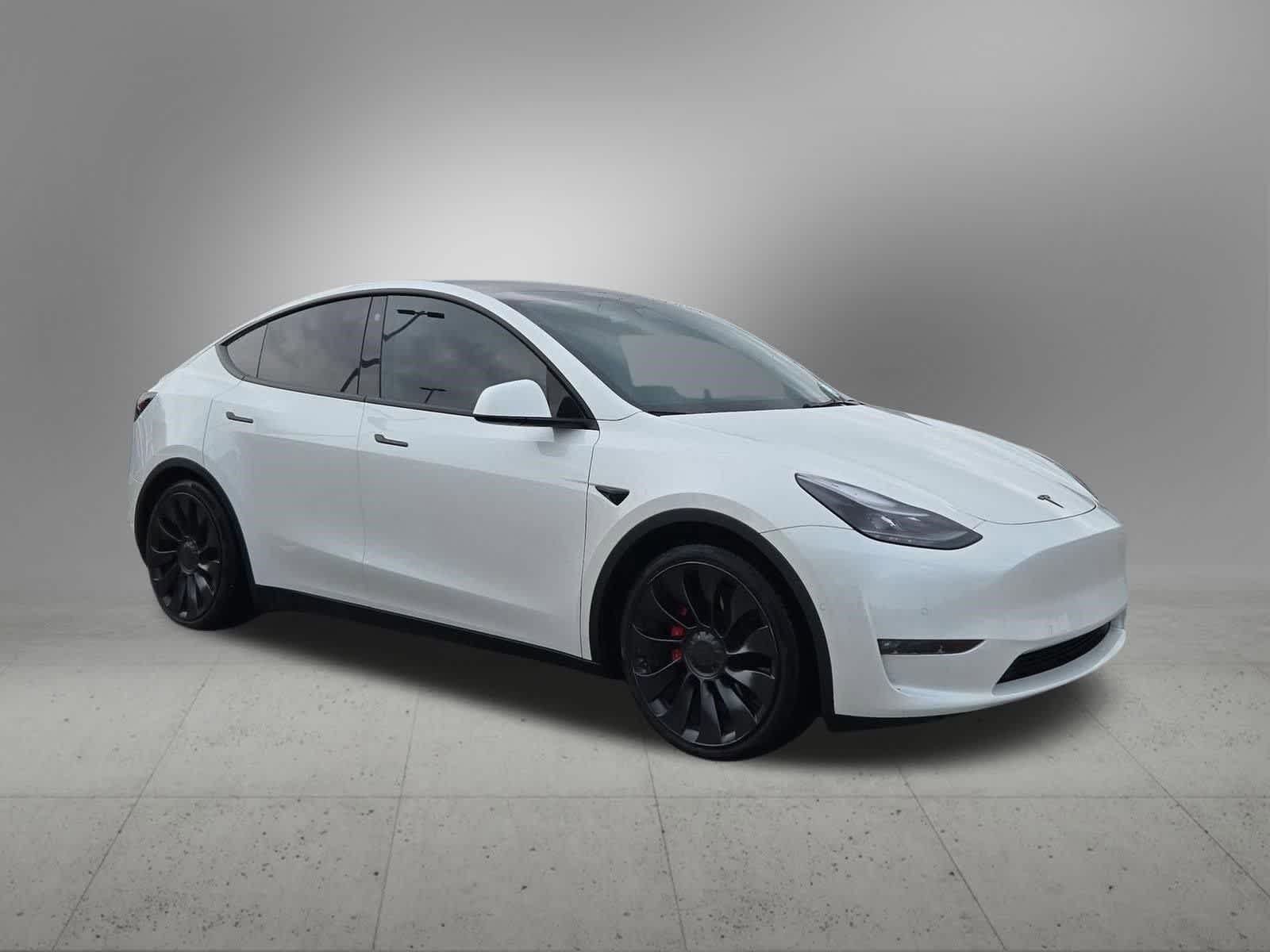 Thumbnail: 2022 Tesla Model Y - 8