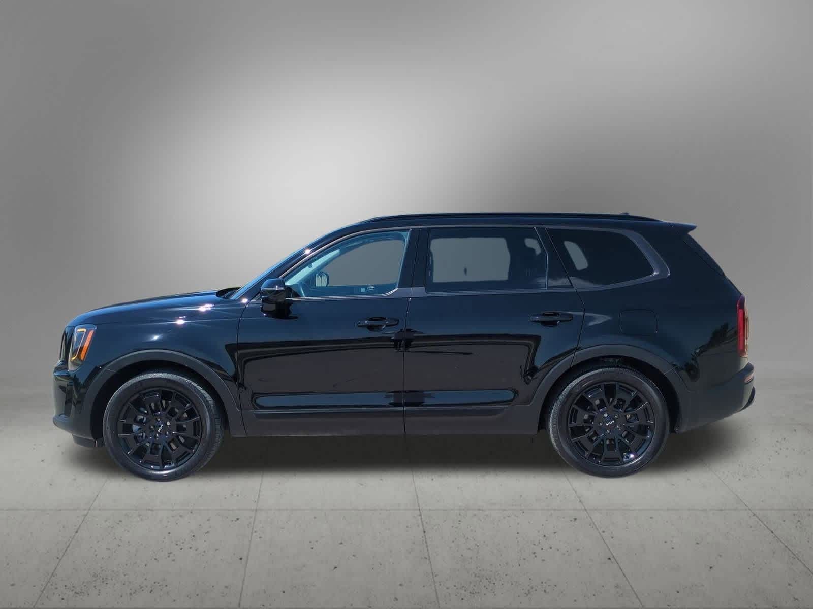 Thumbnail: 2022 Kia Telluride - 3