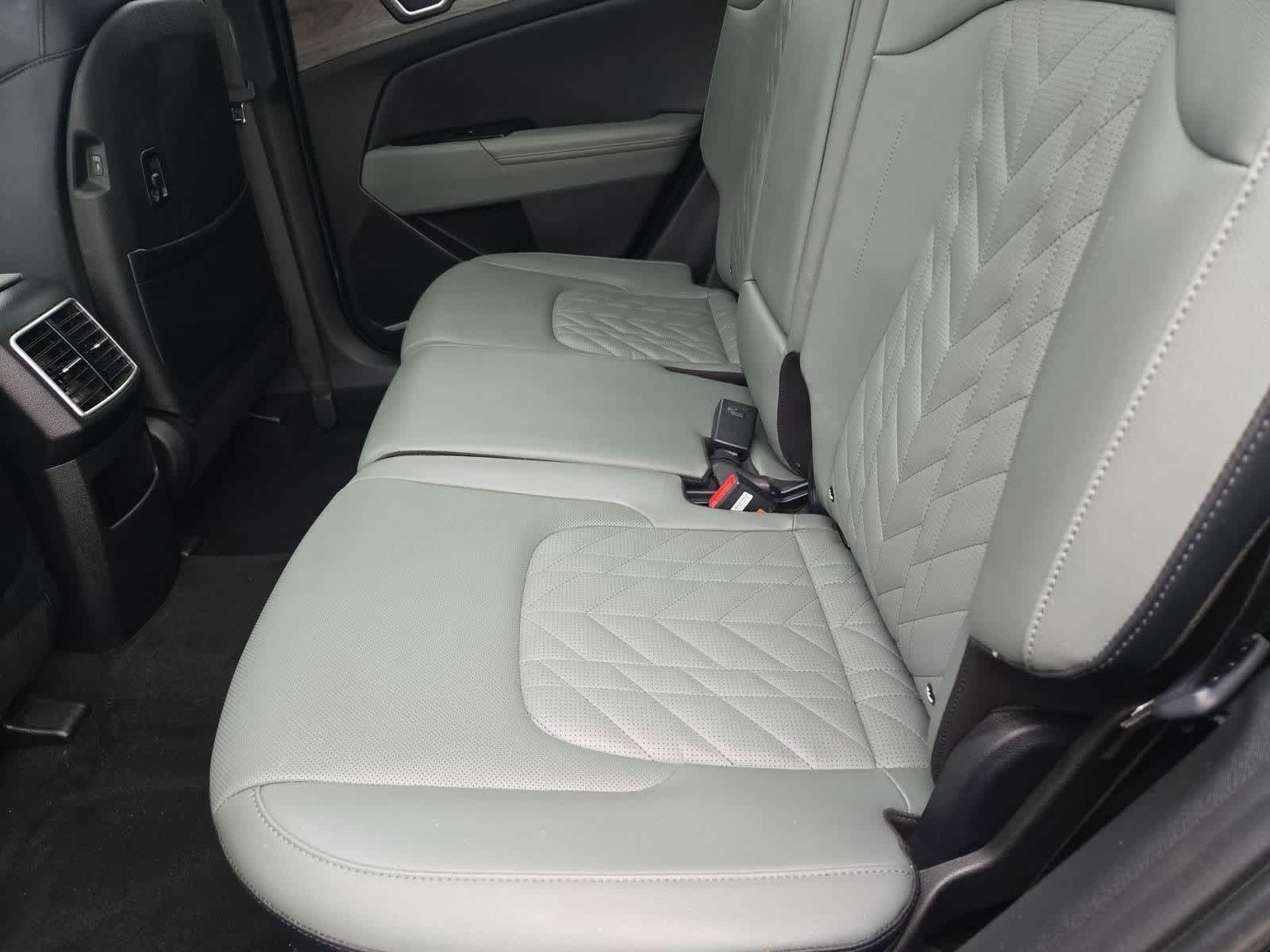 Thumbnail: 2023 Kia Sportage - 19