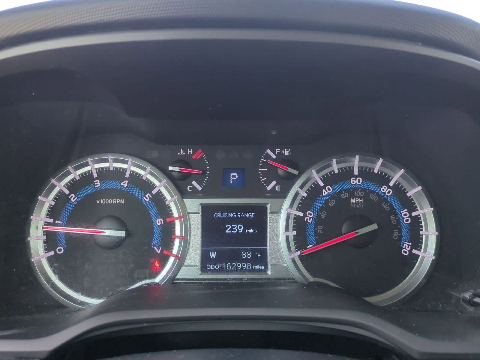 Thumbnail: 2014 Toyota 4Runner - 34